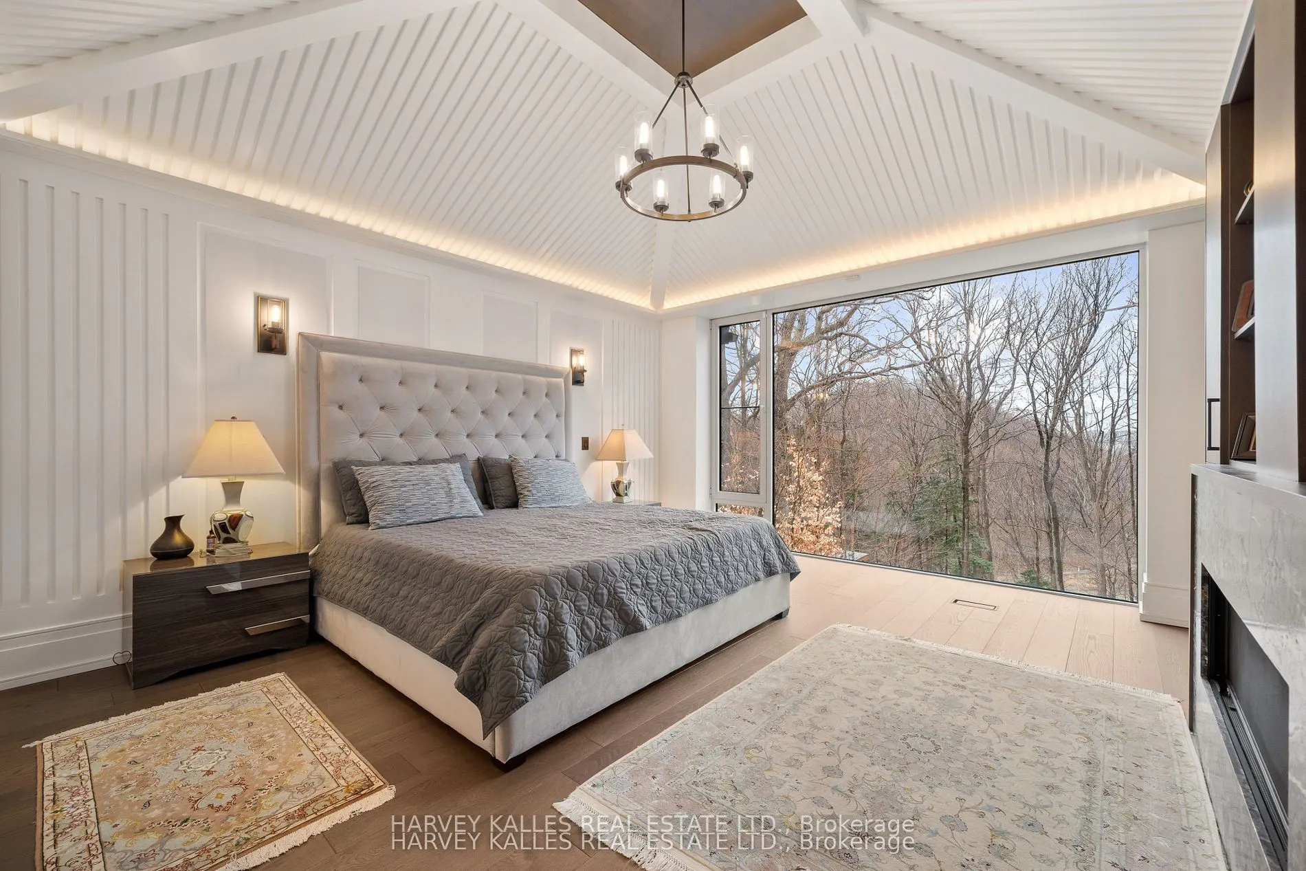 140 Sandringham Drive