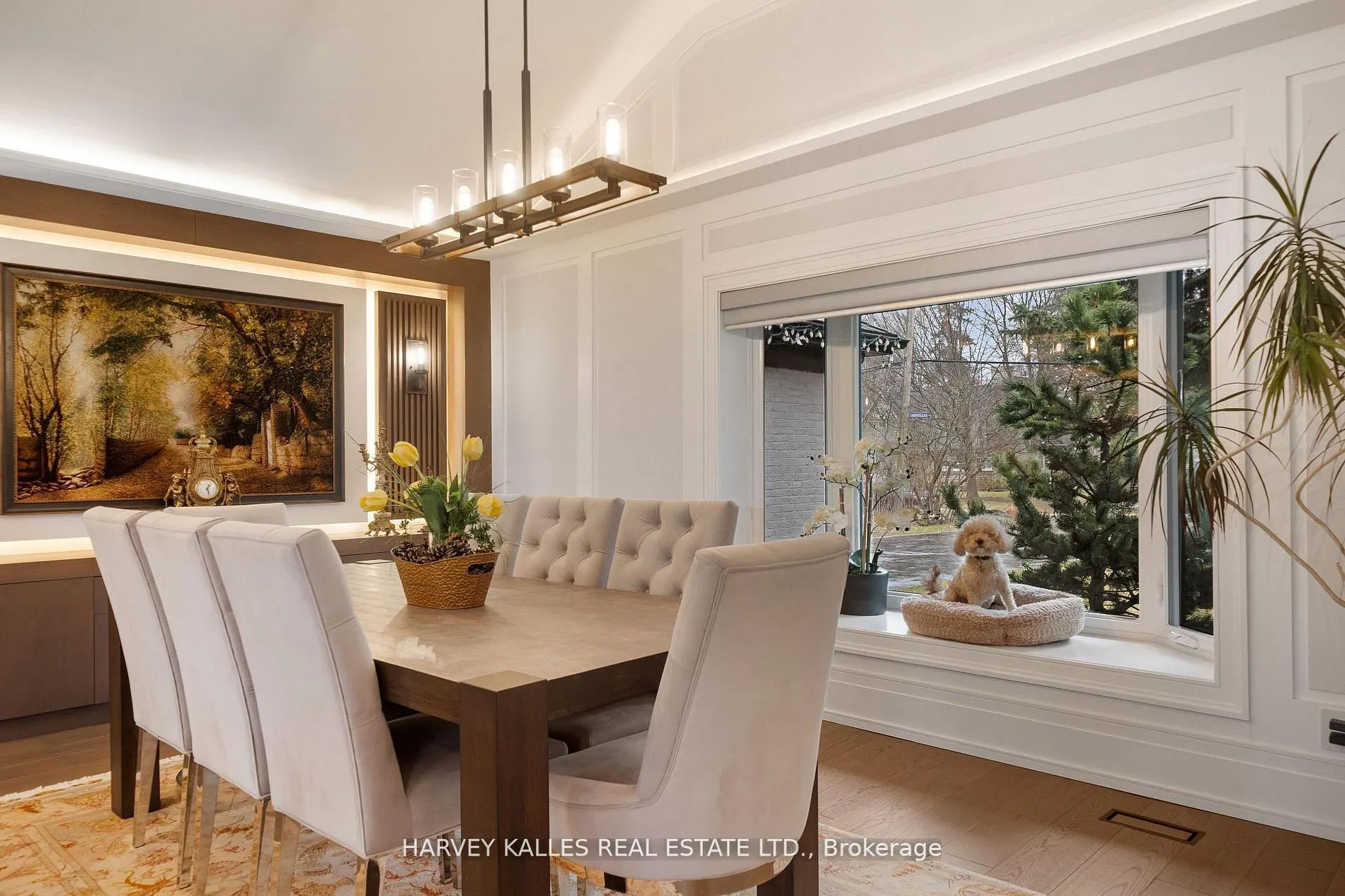 140 Sandringham Drive