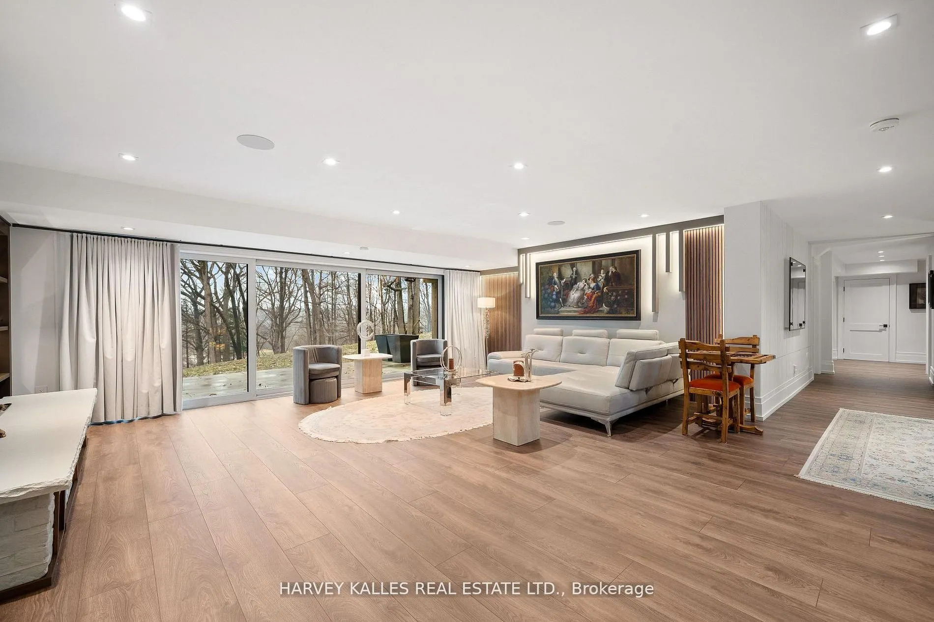 140 Sandringham Drive