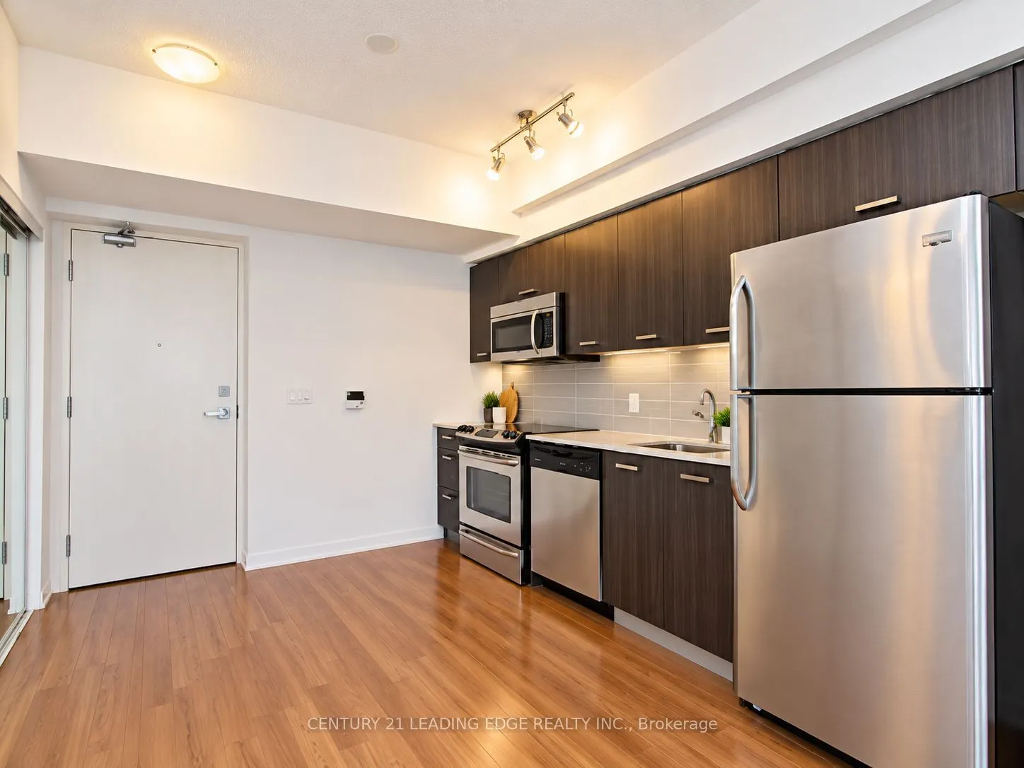 832 Bay Street #1009