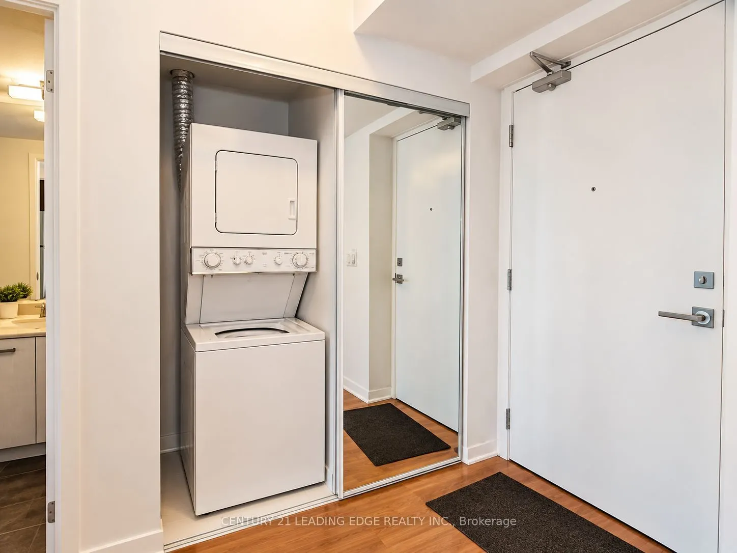 832 Bay Street #1009