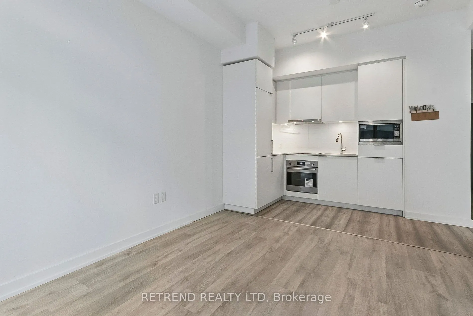7 Golden Lion Heights #42