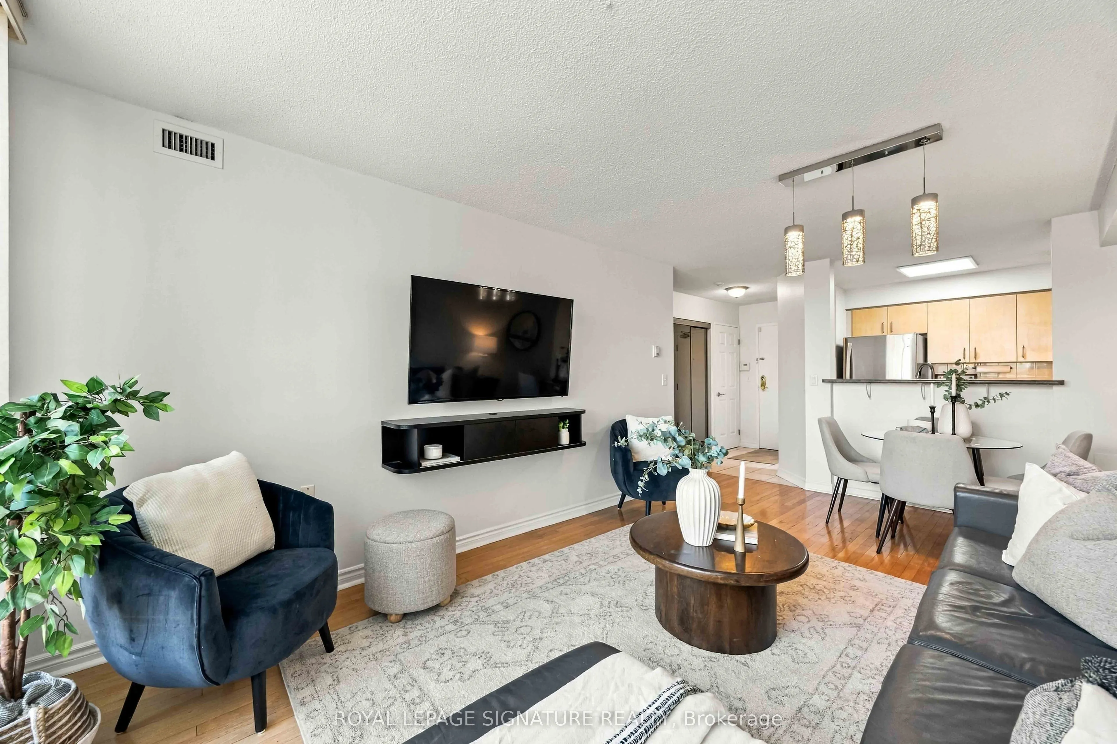906 Sheppard Avenue W #314