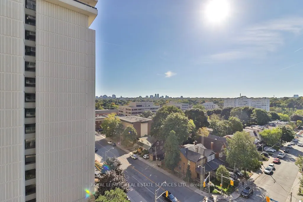 58 Orchard View Boulevard #908