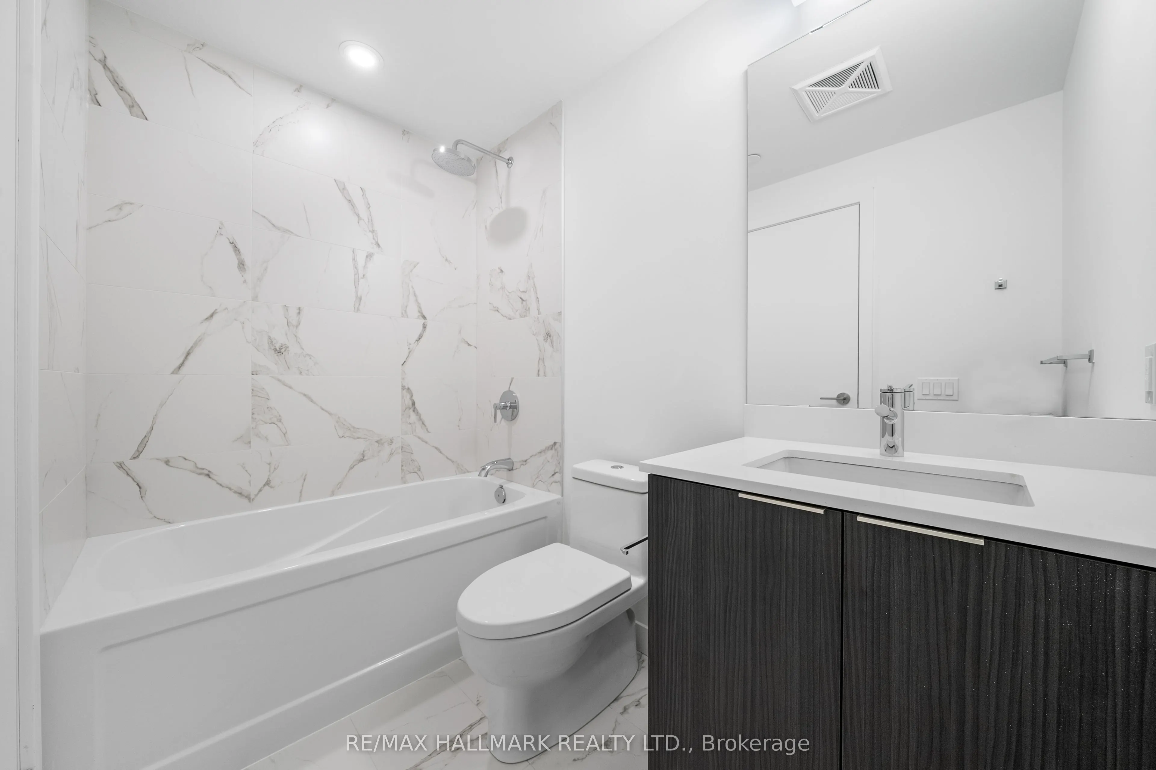 7 Golden Lion Heights #N2708