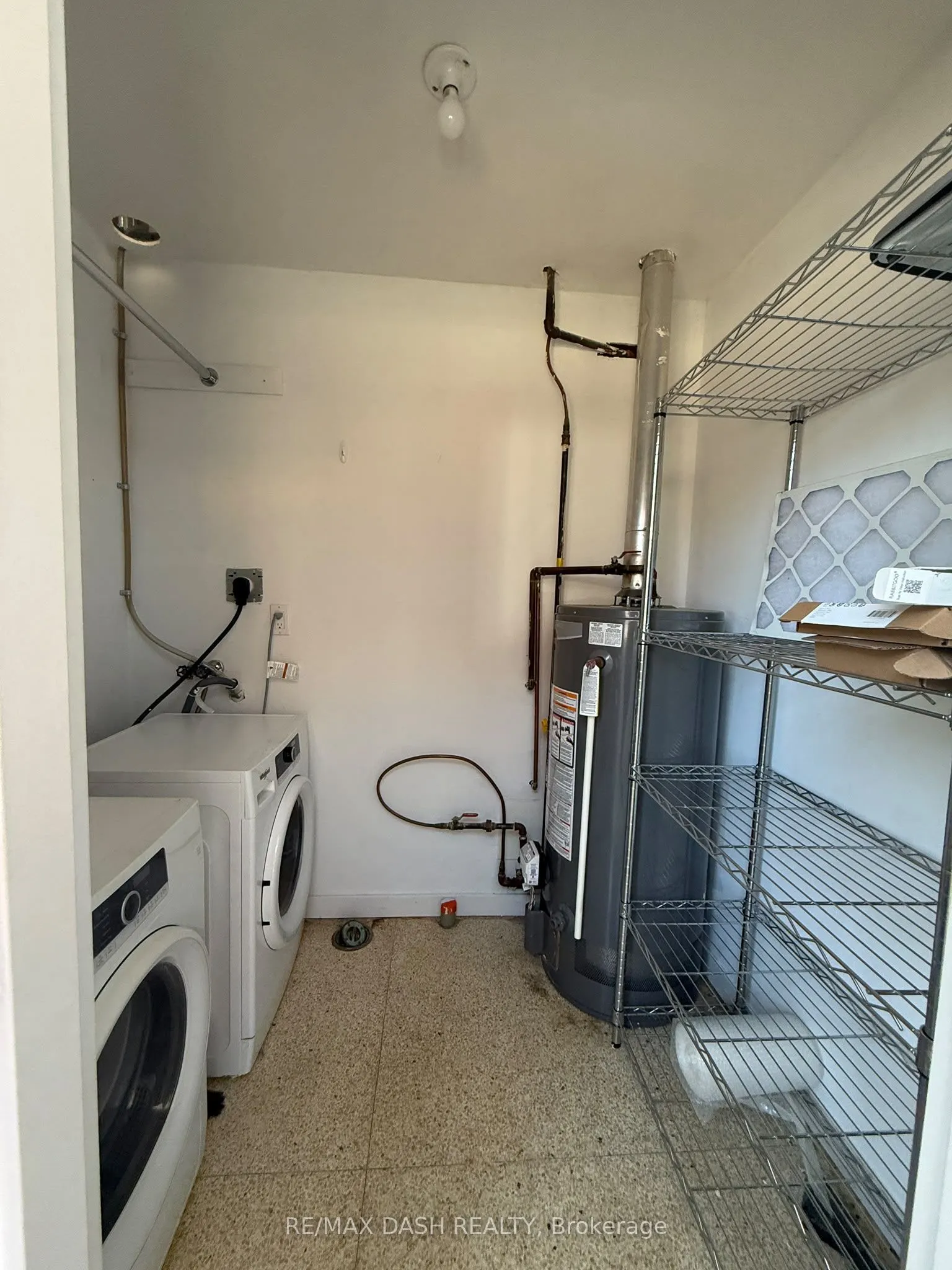 365 Dundas Street E #104