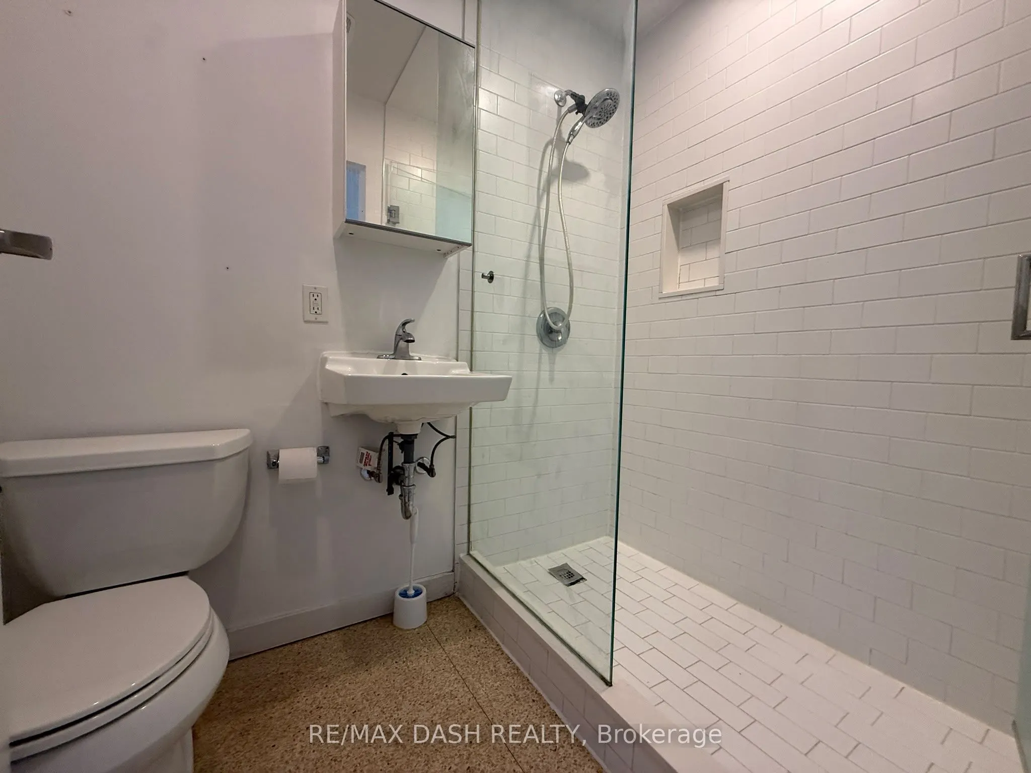 365 Dundas Street E #104