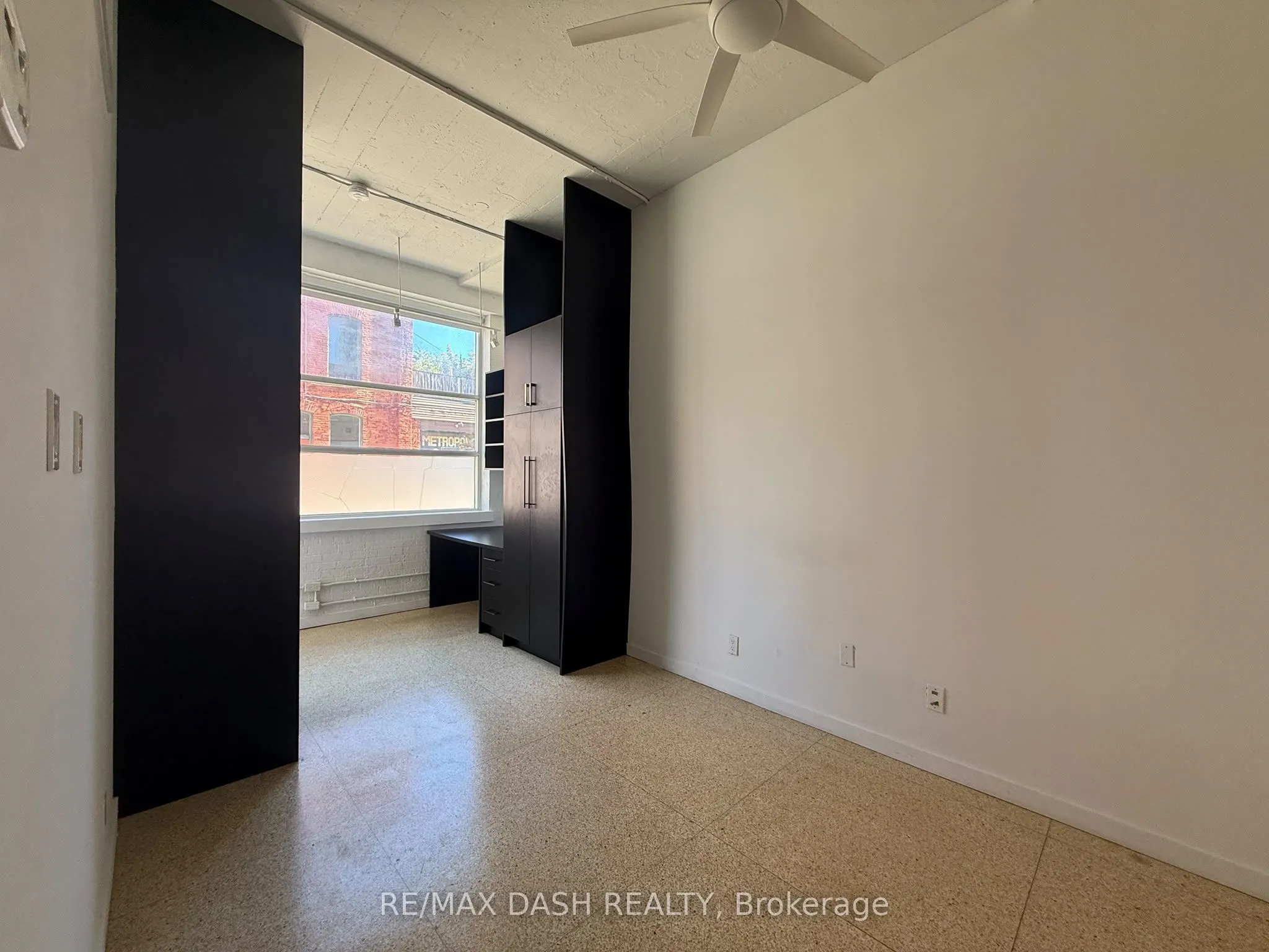 365 Dundas Street E #104