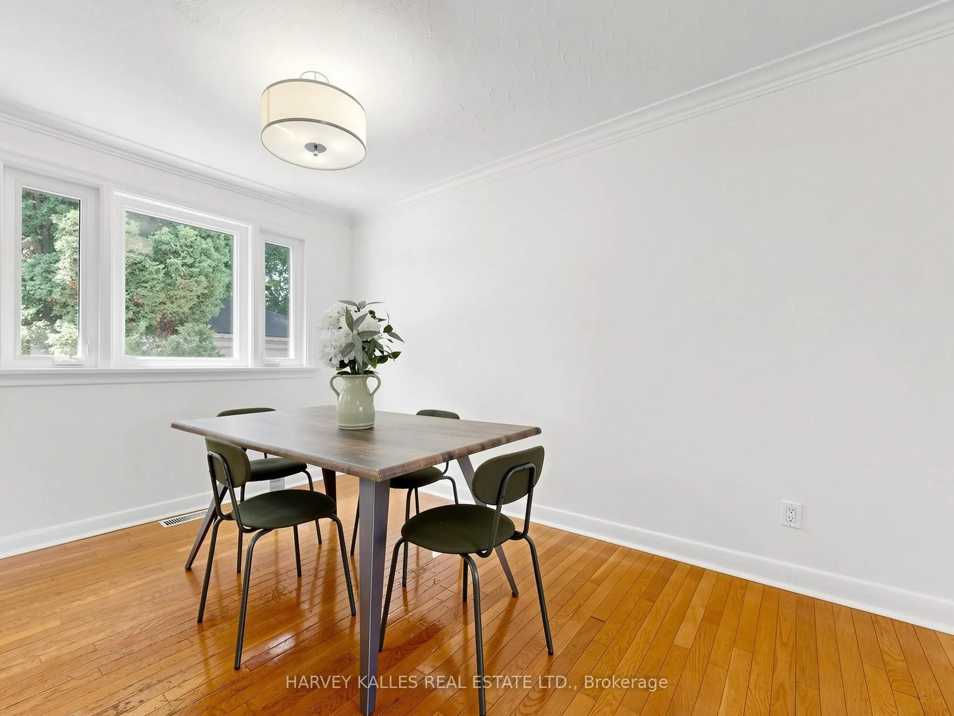 87 Combe Avenue