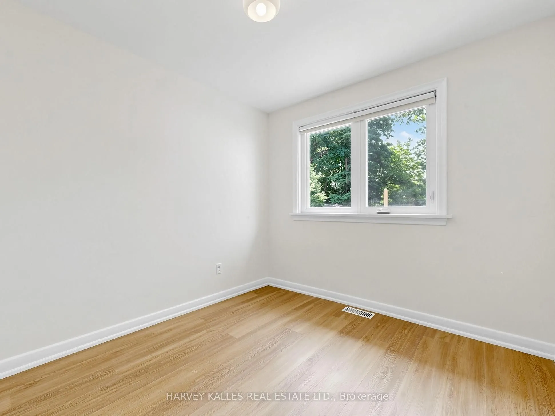 87 Combe Avenue