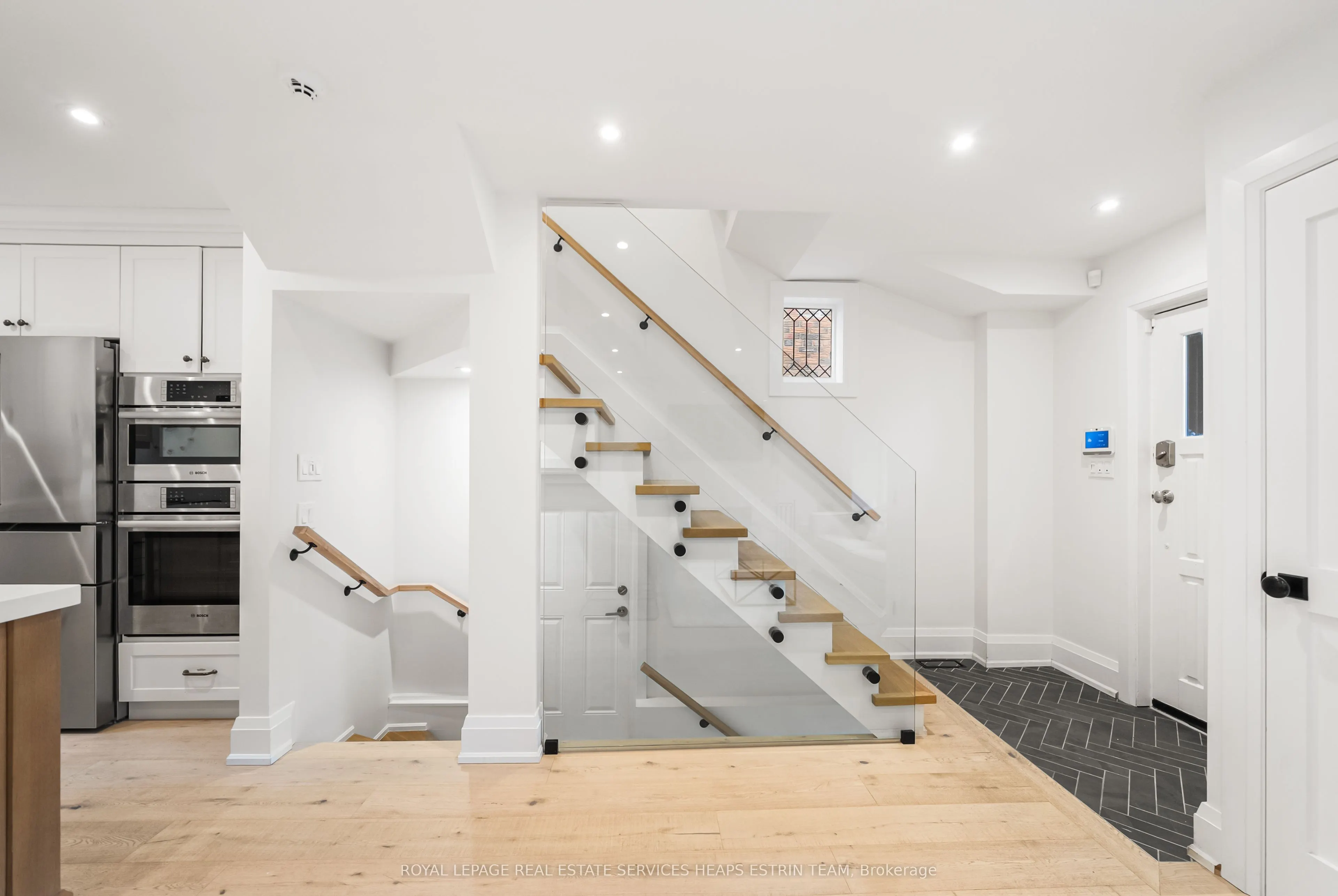 817 Millwood Road