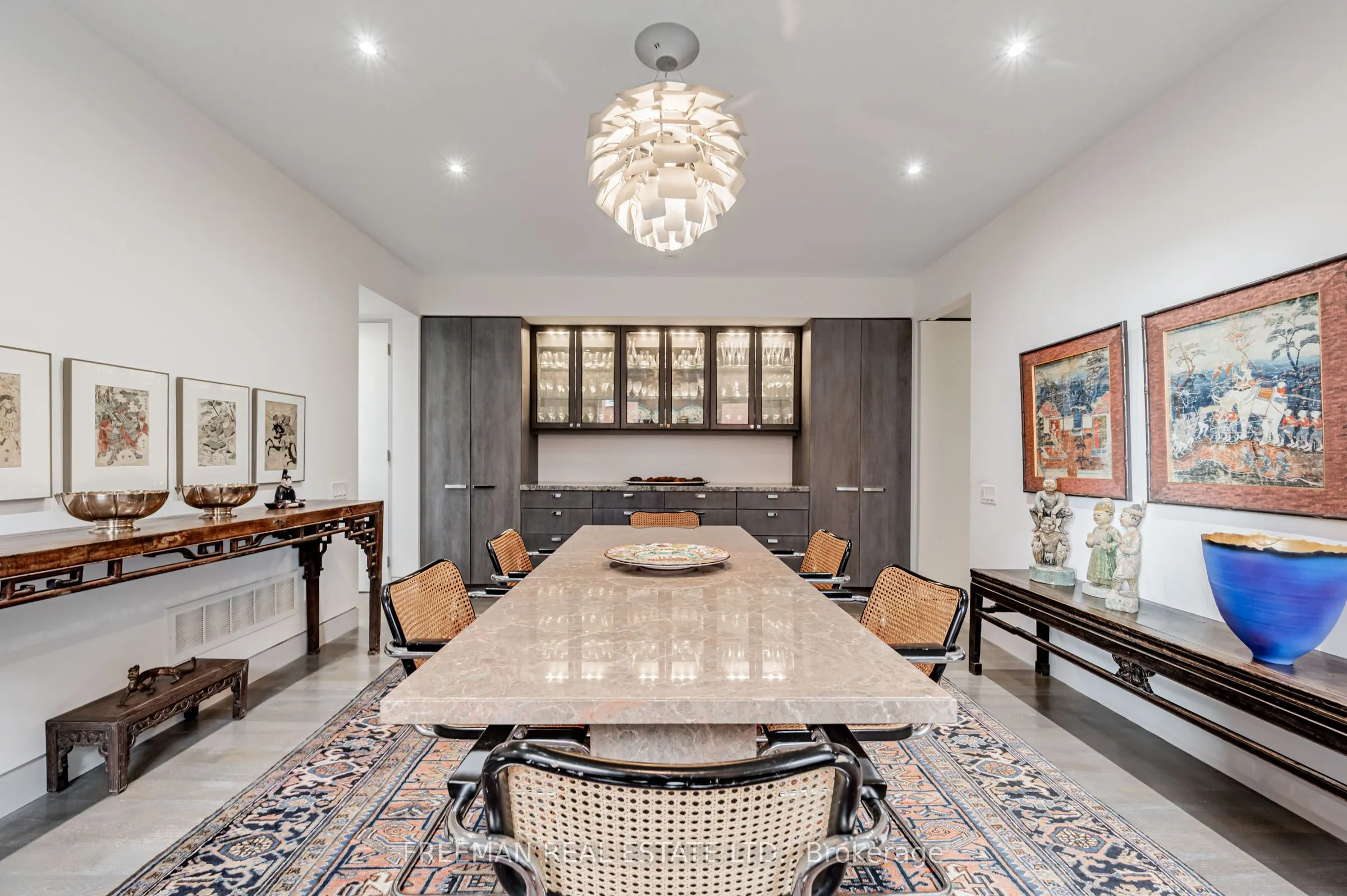21 Howland Avenue #Upper