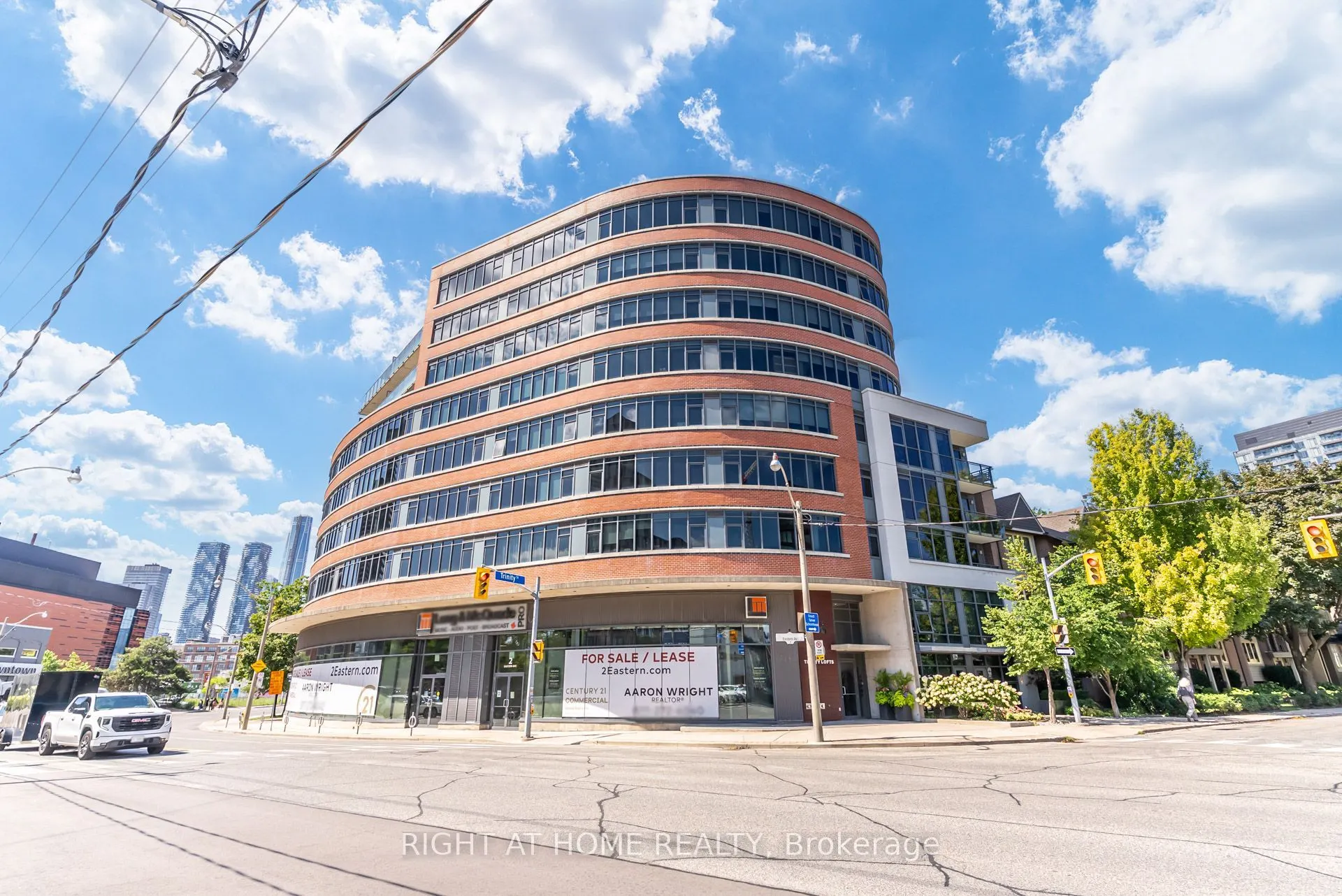 90 Trinity Street #805