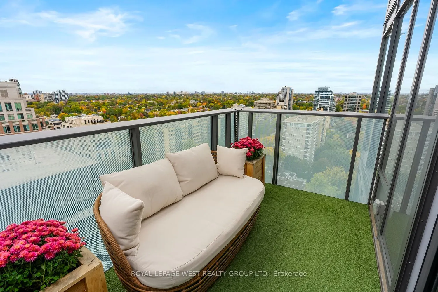 99 Foxbar Road #2304
