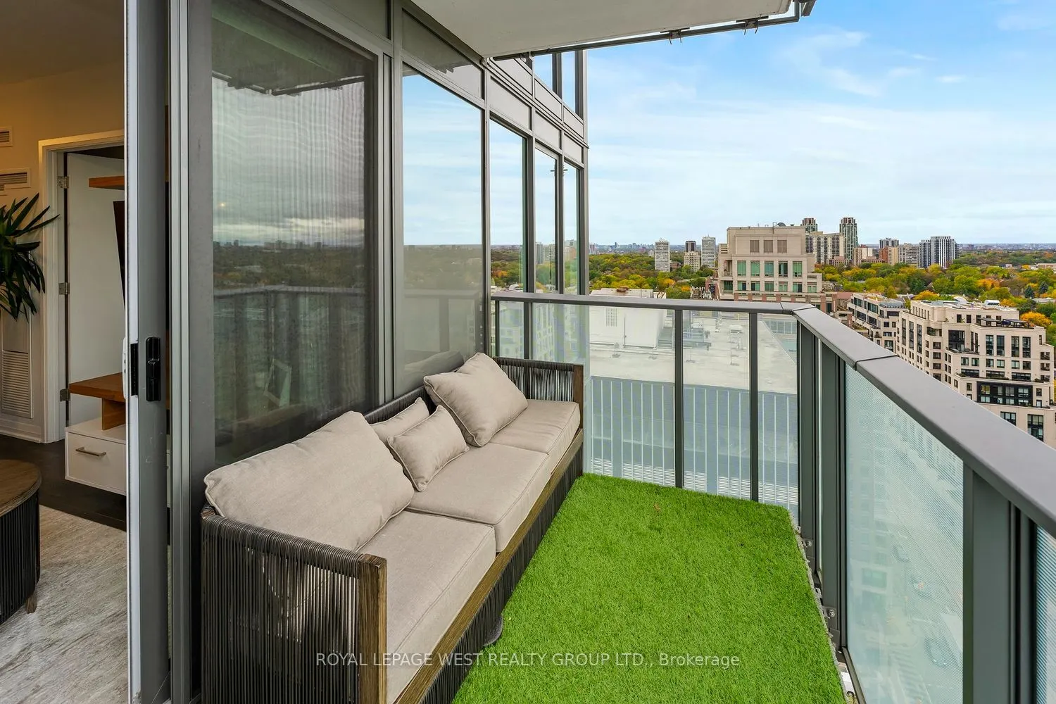 99 Foxbar Road #2304