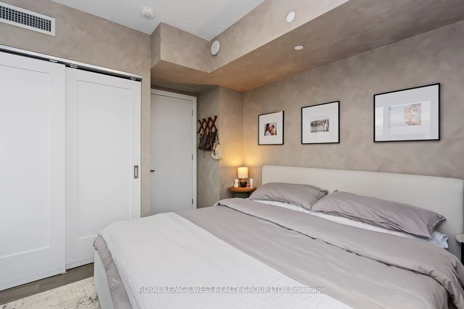 99 Foxbar Road #2304