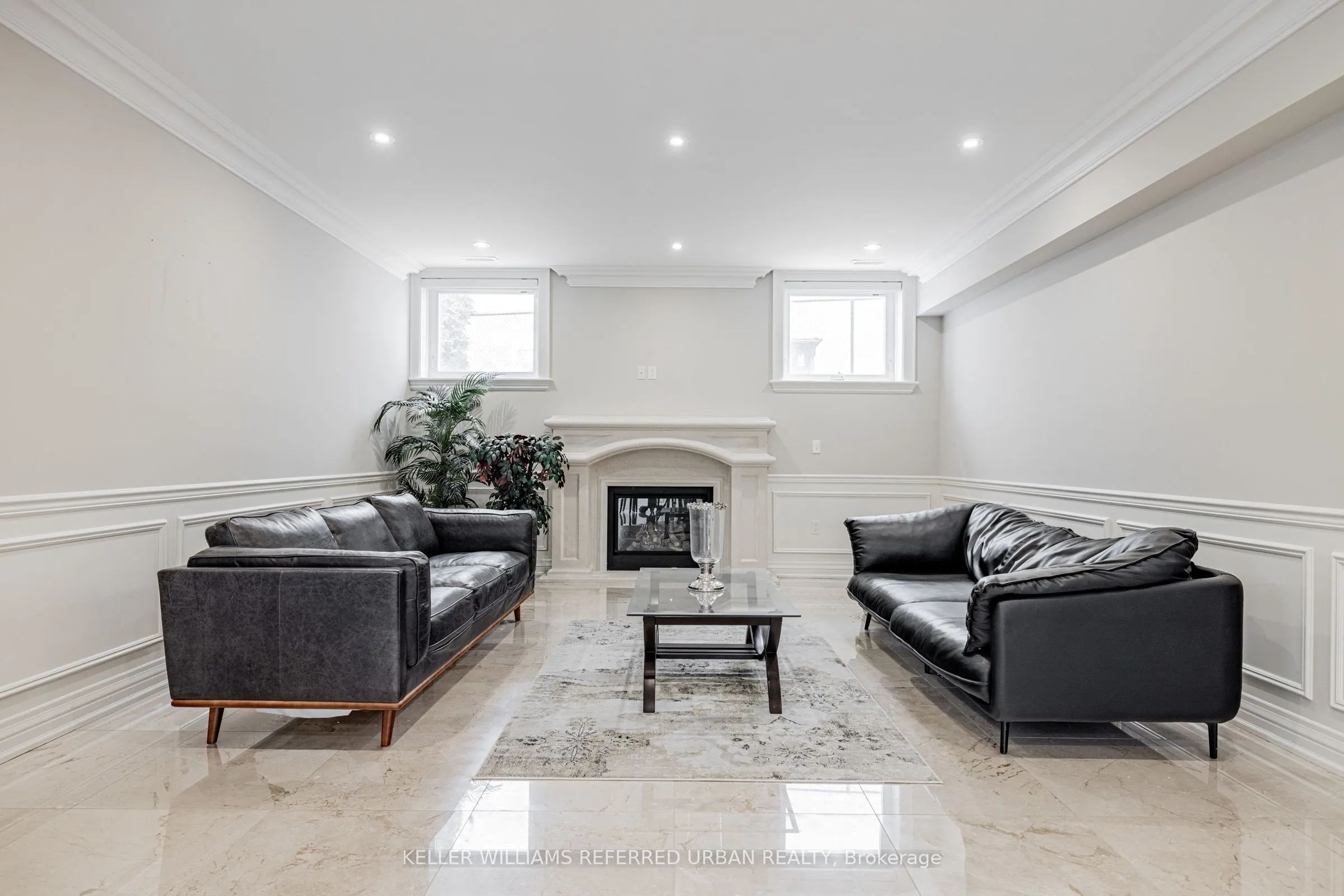 60 Hawksbury Drive