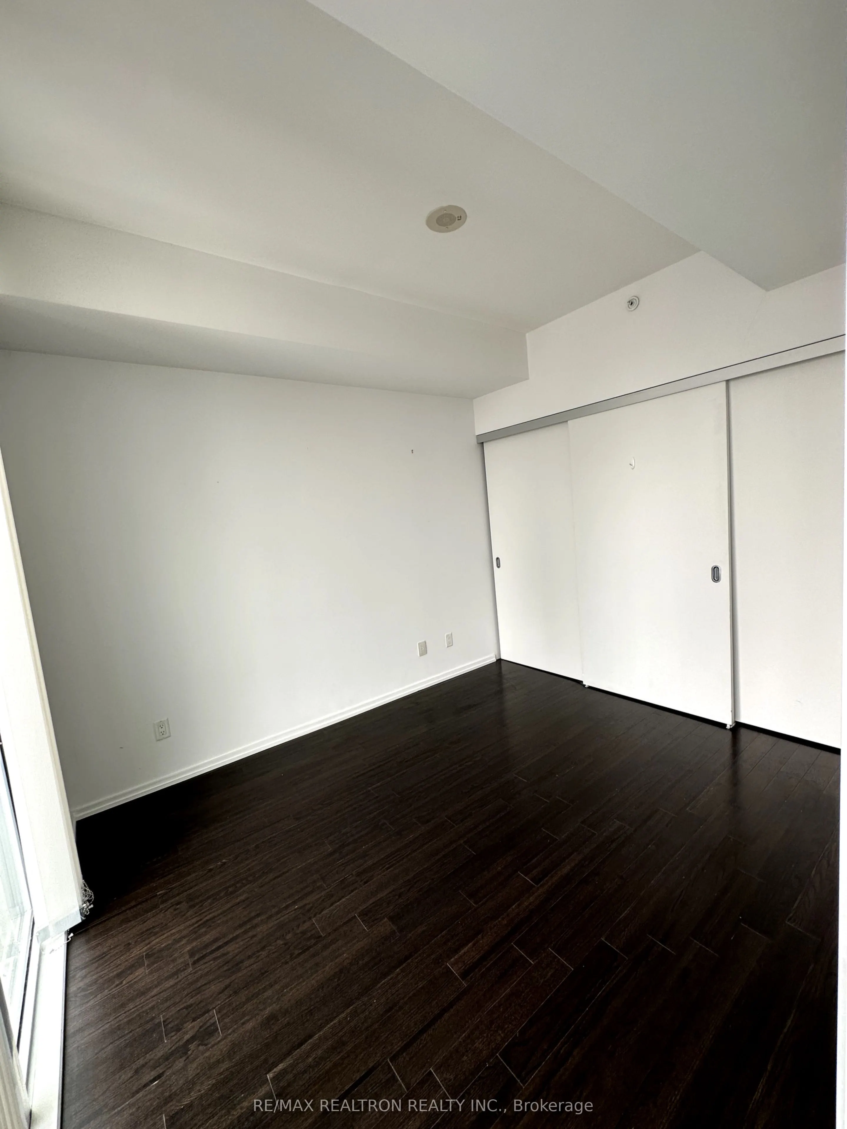75 St Nicholas Street #2805
