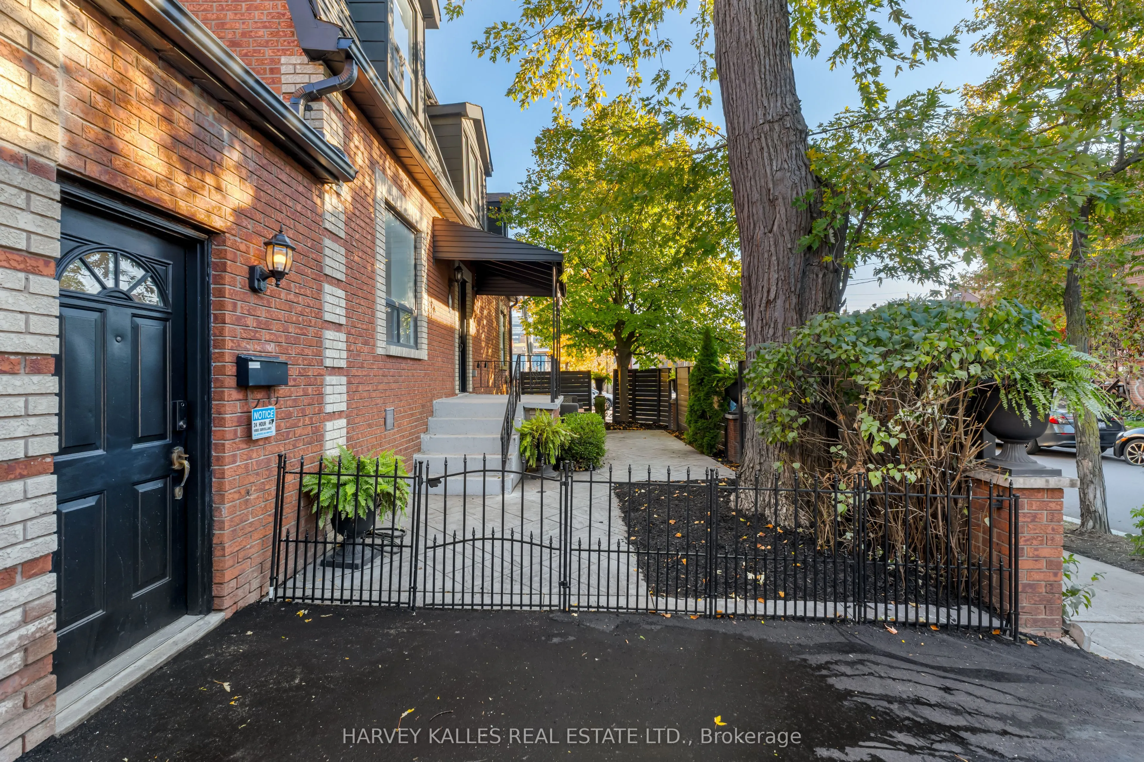 15 Markham Street