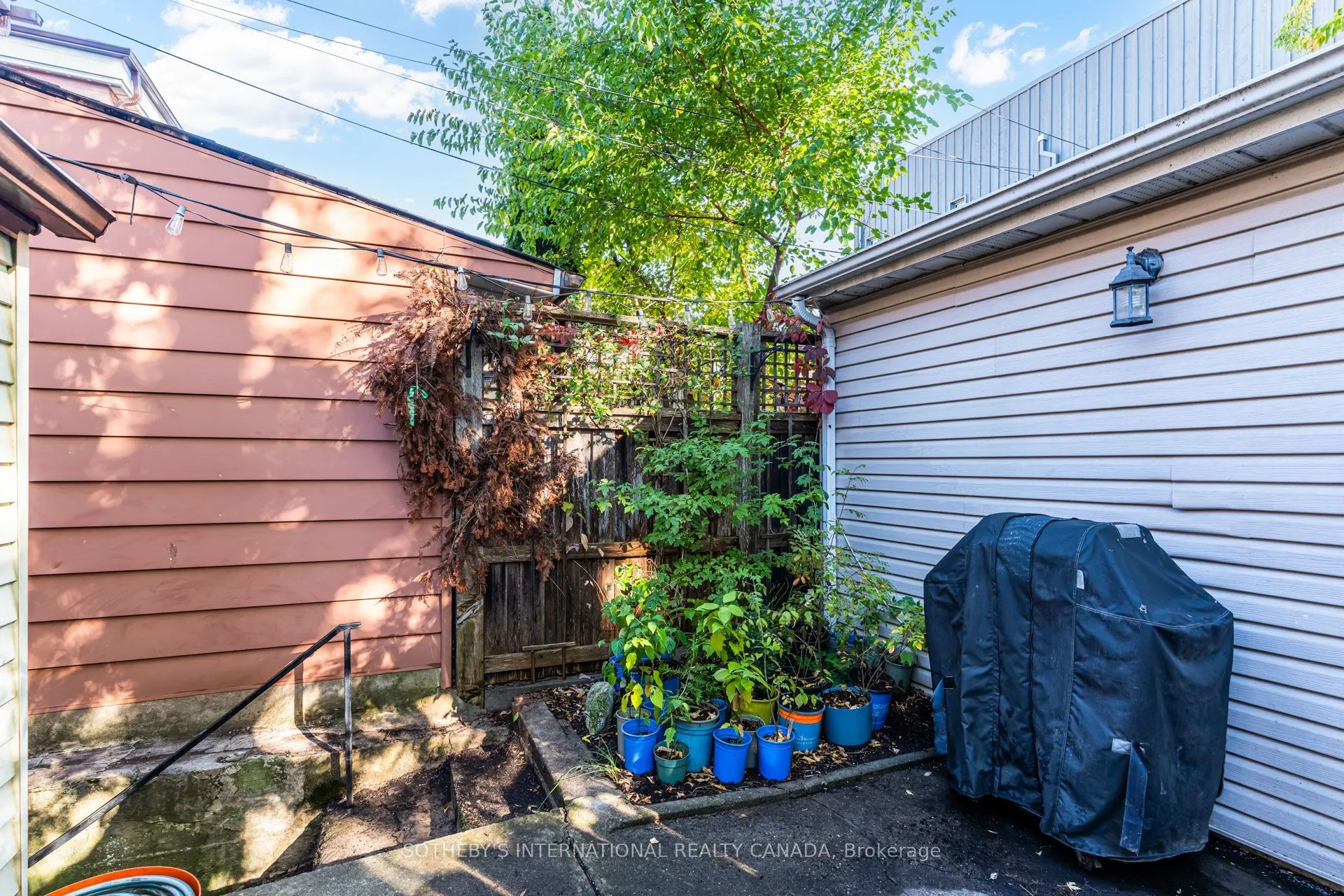 13 Euclid Avenue
