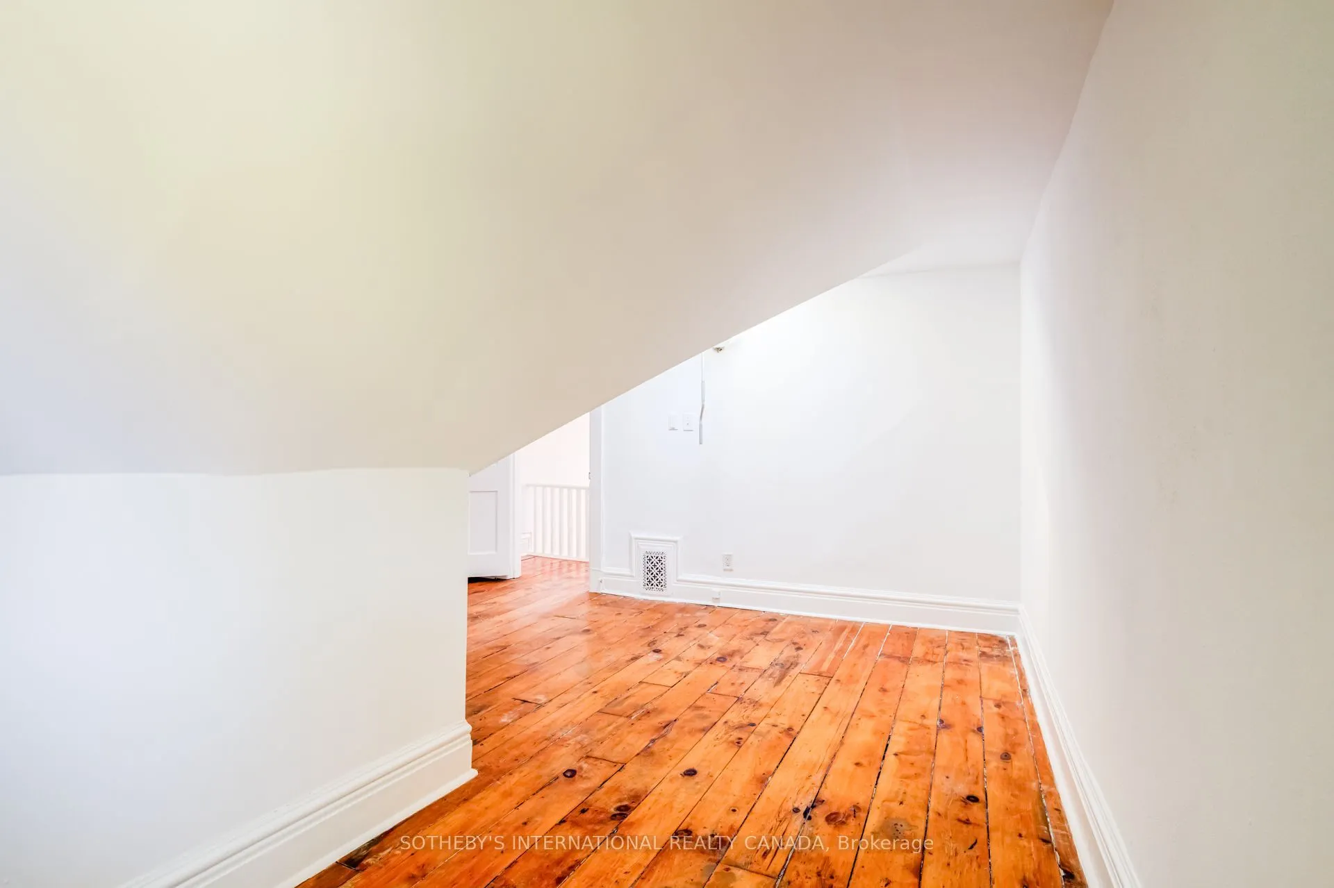 13 Euclid Avenue