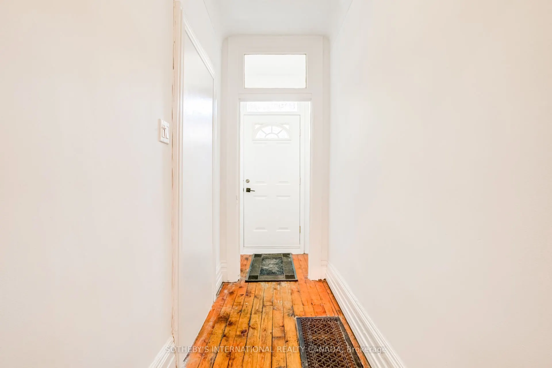 13 Euclid Avenue
