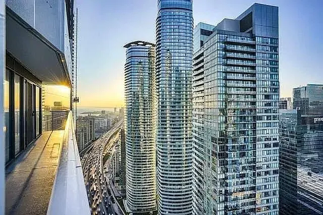 100 Harbour Street #4403