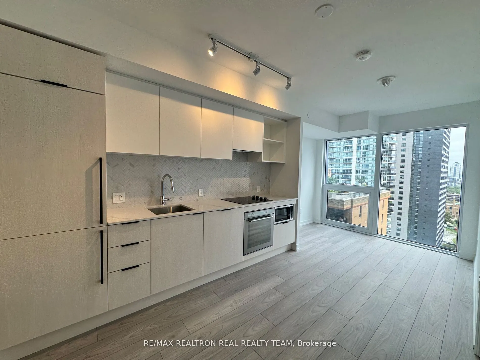 82 Dalhousie Street #1902