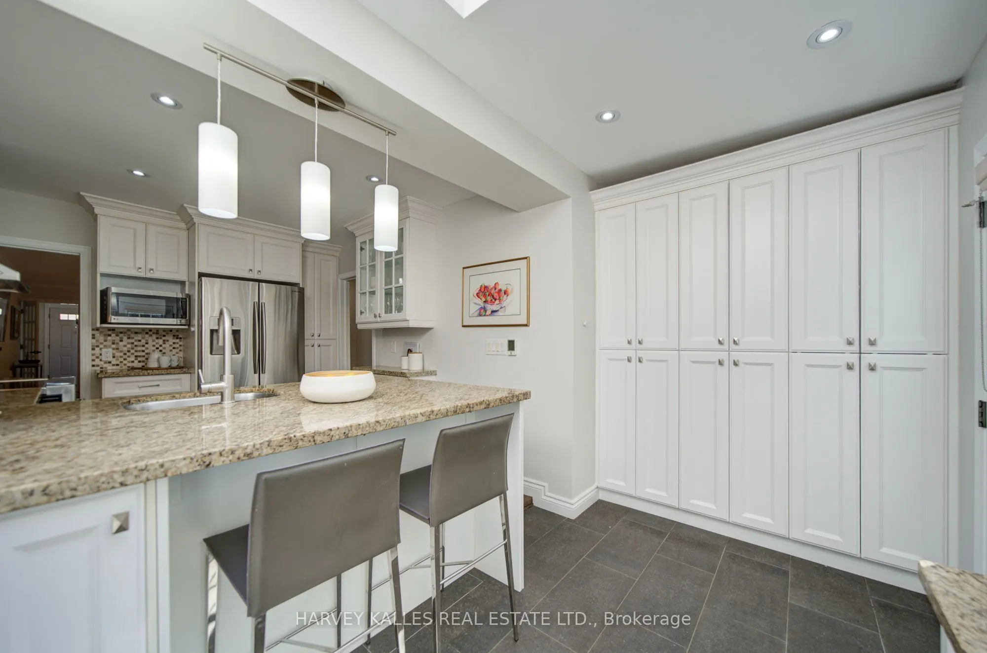 34 Kenwood Avenue