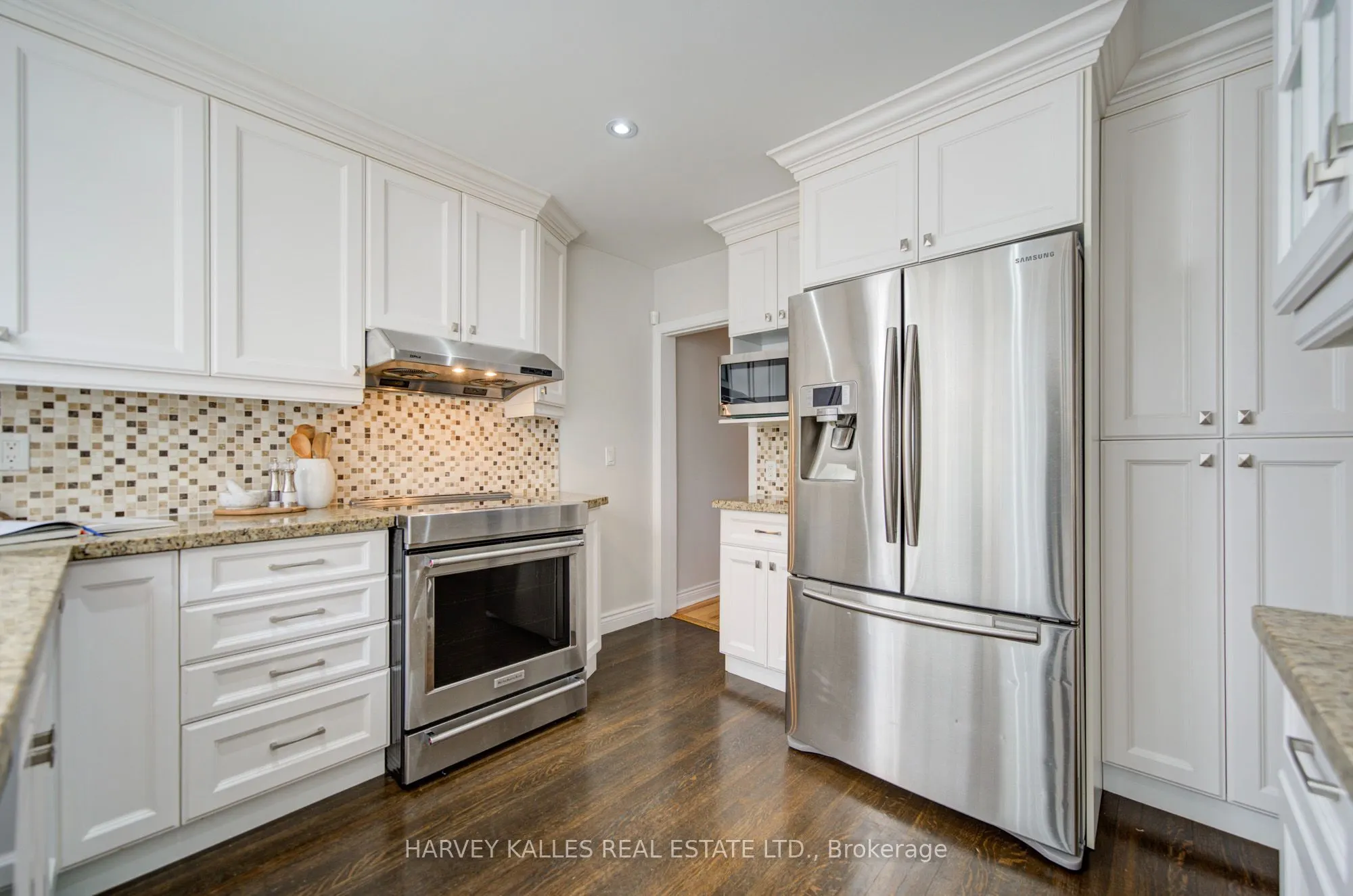 34 Kenwood Avenue