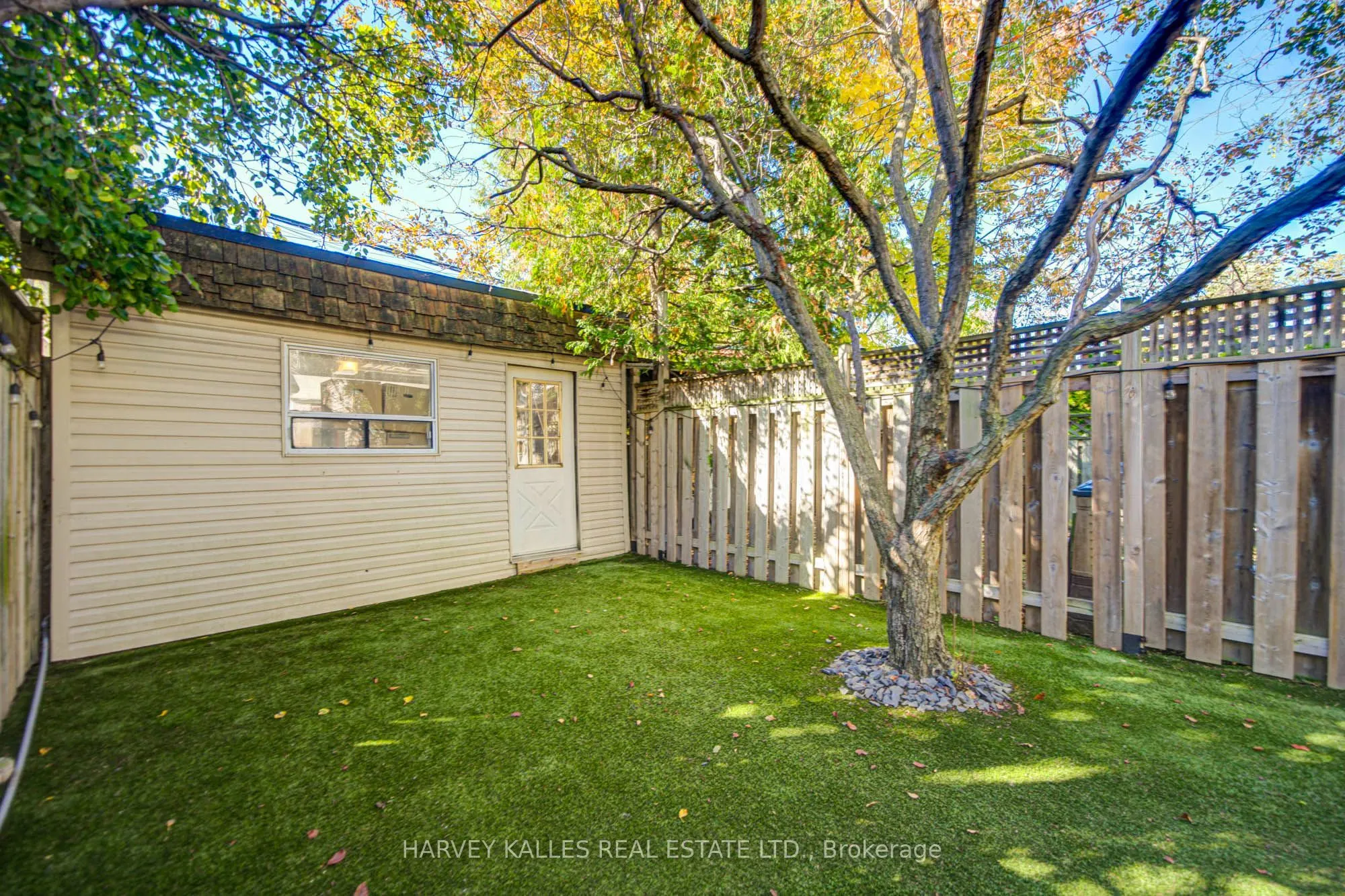 34 Kenwood Avenue