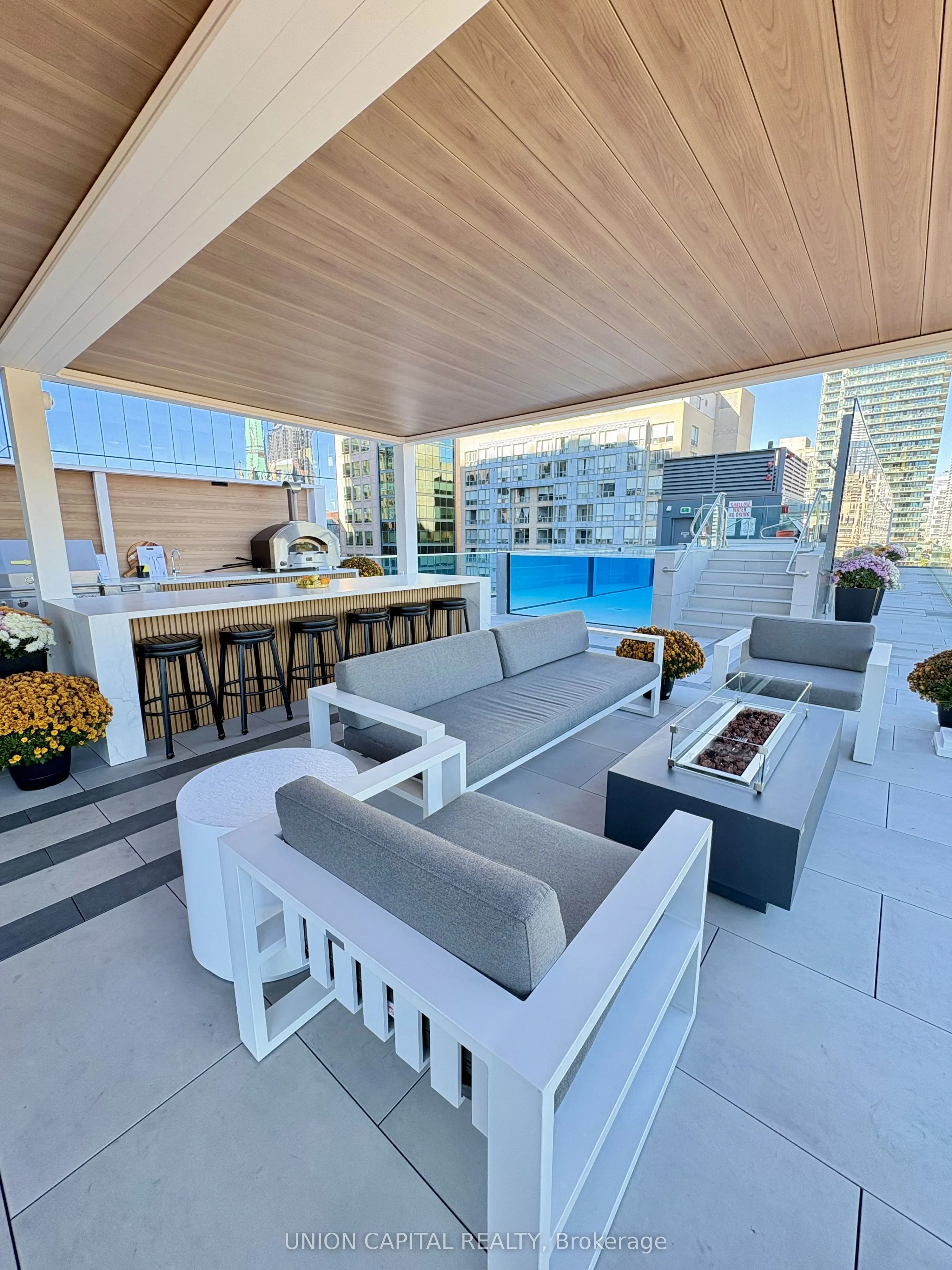 60 Colborne Street #1404