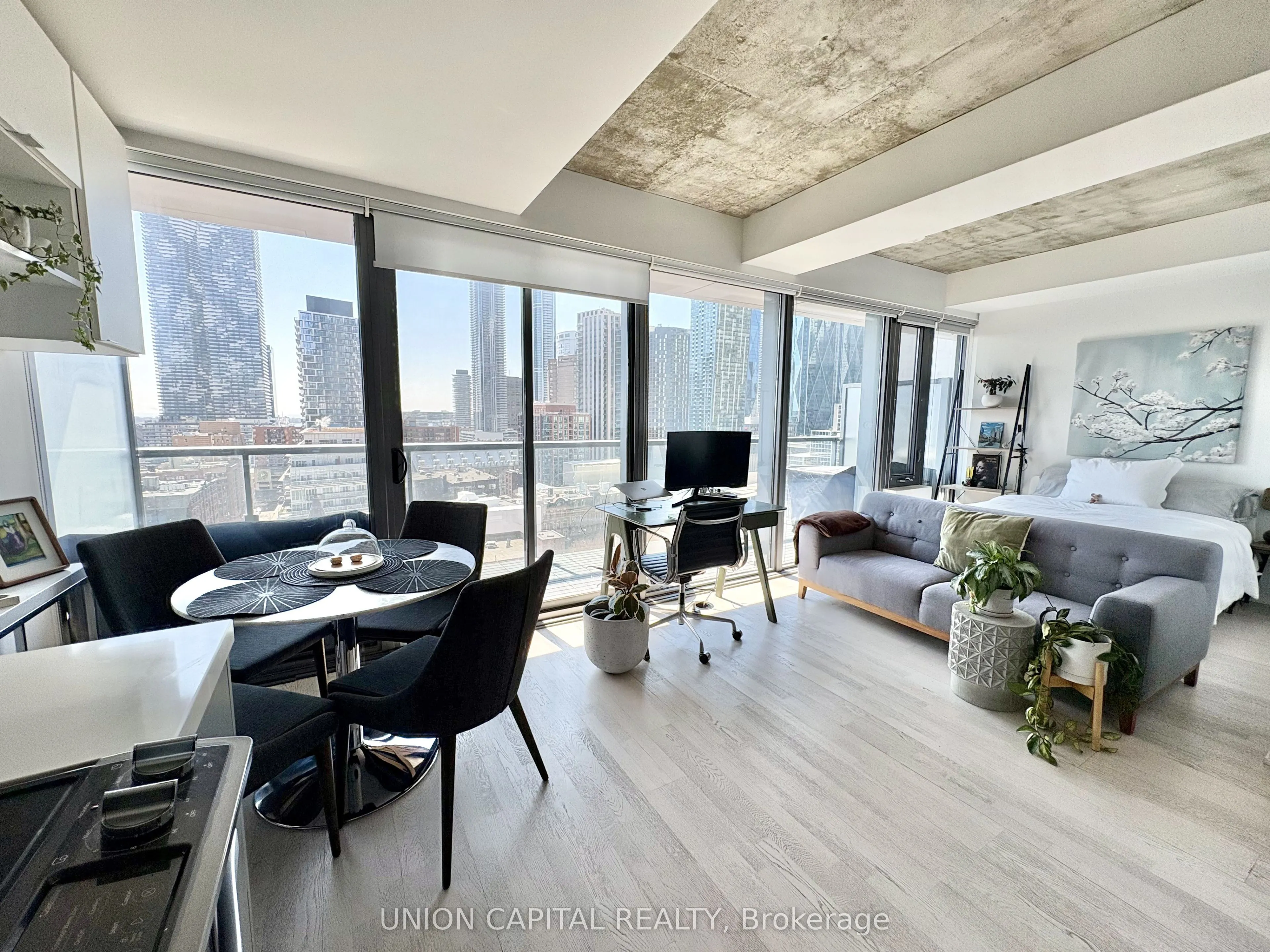 60 Colborne Street #1404
