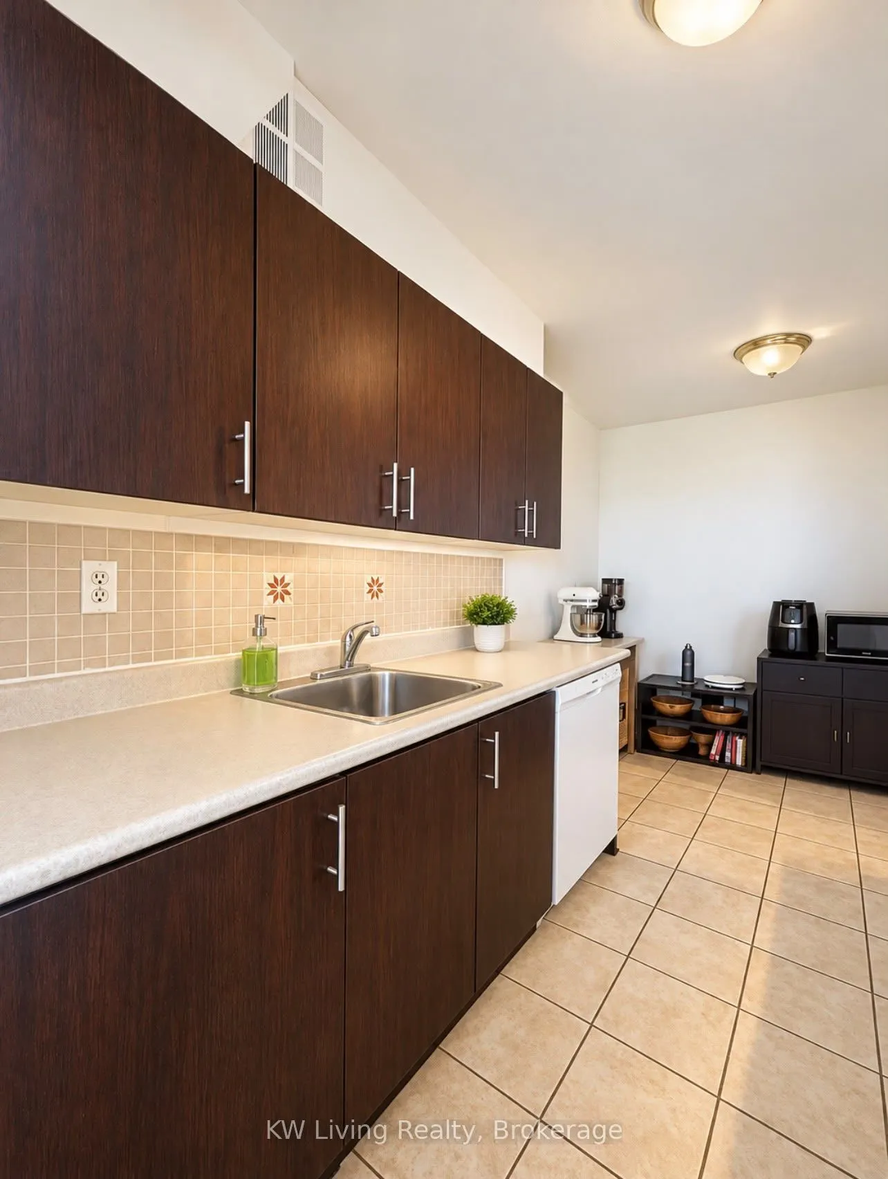 177 Linus Road #1706