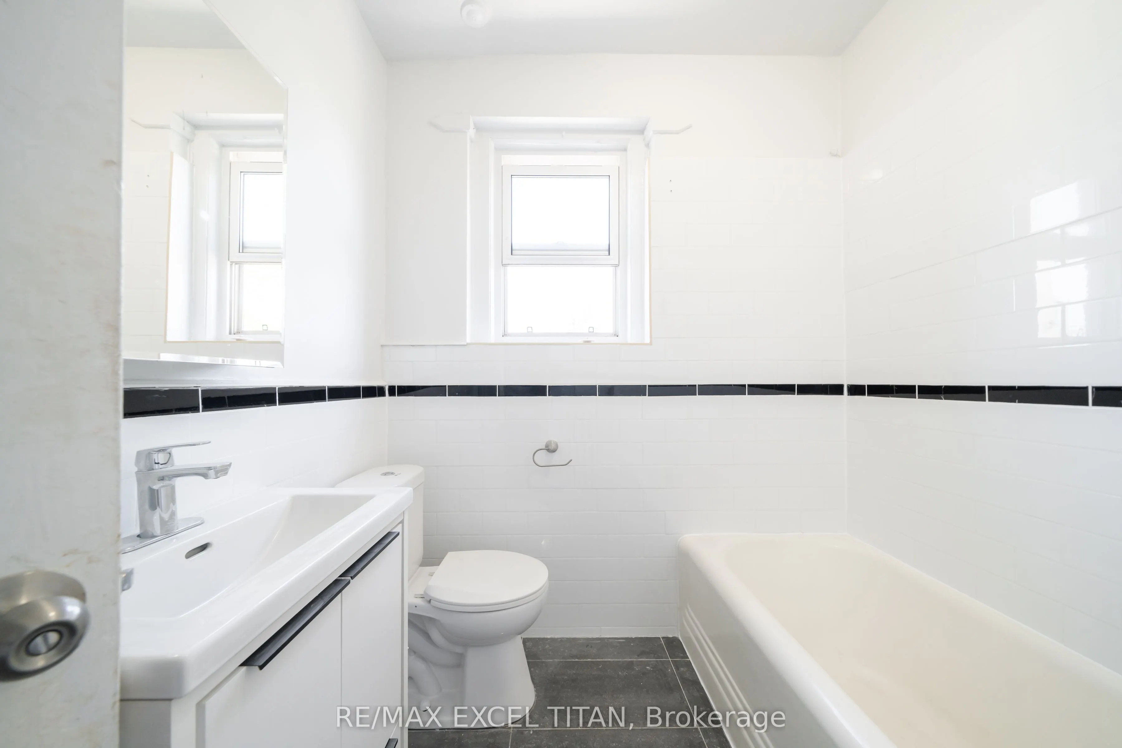 1 Mallory Gardens #4
