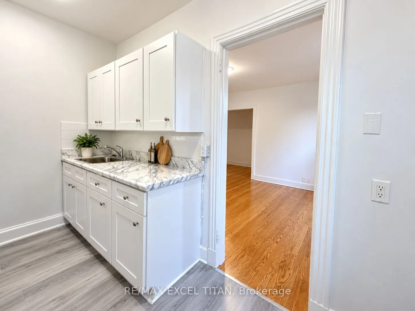 1 Mallory Gardens #4