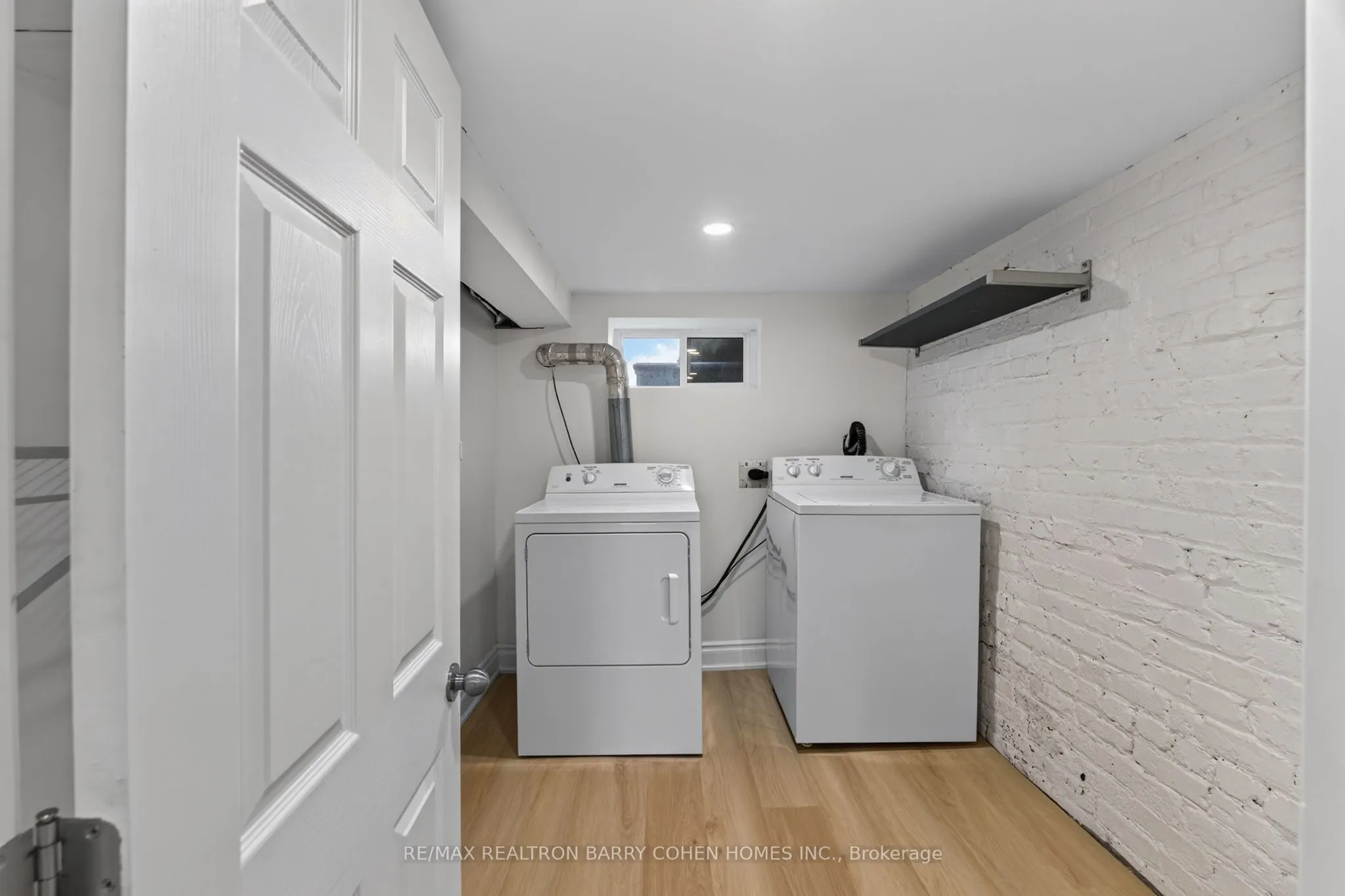 371 Howland Avenue #Lower