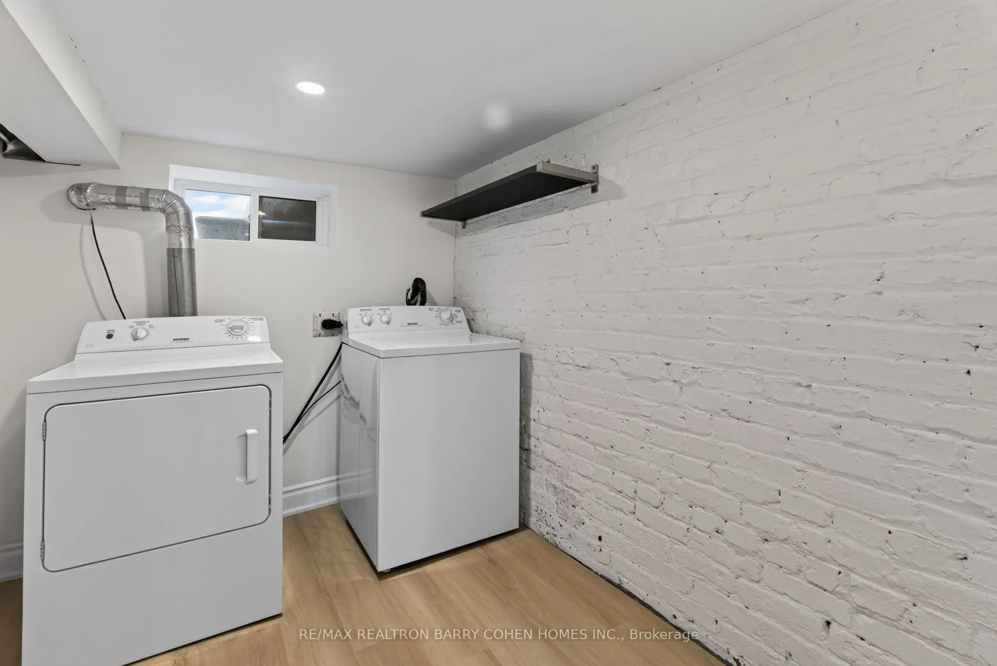 371 Howland Avenue #Lower
