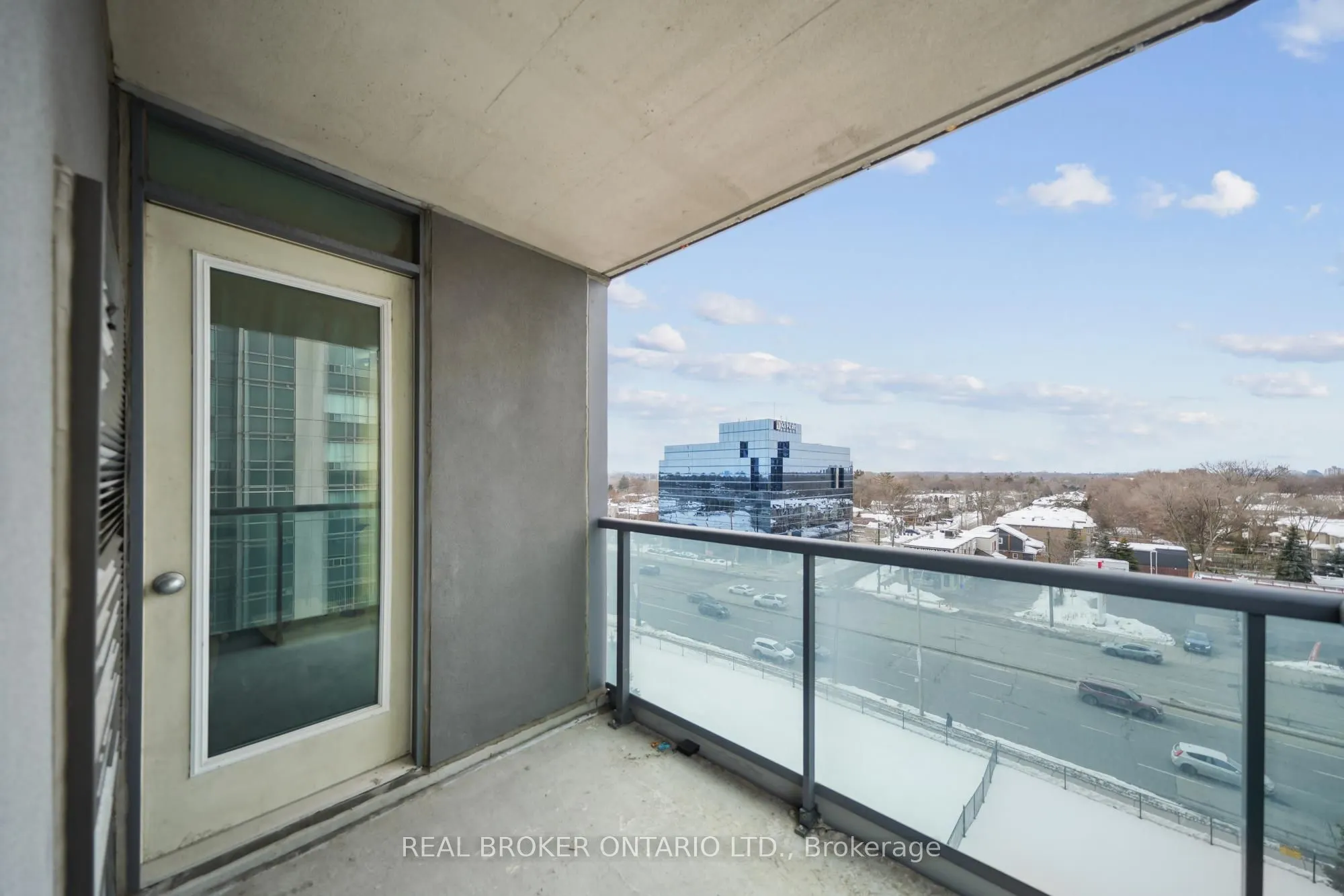 28 Harrison Garden Boulevard #808