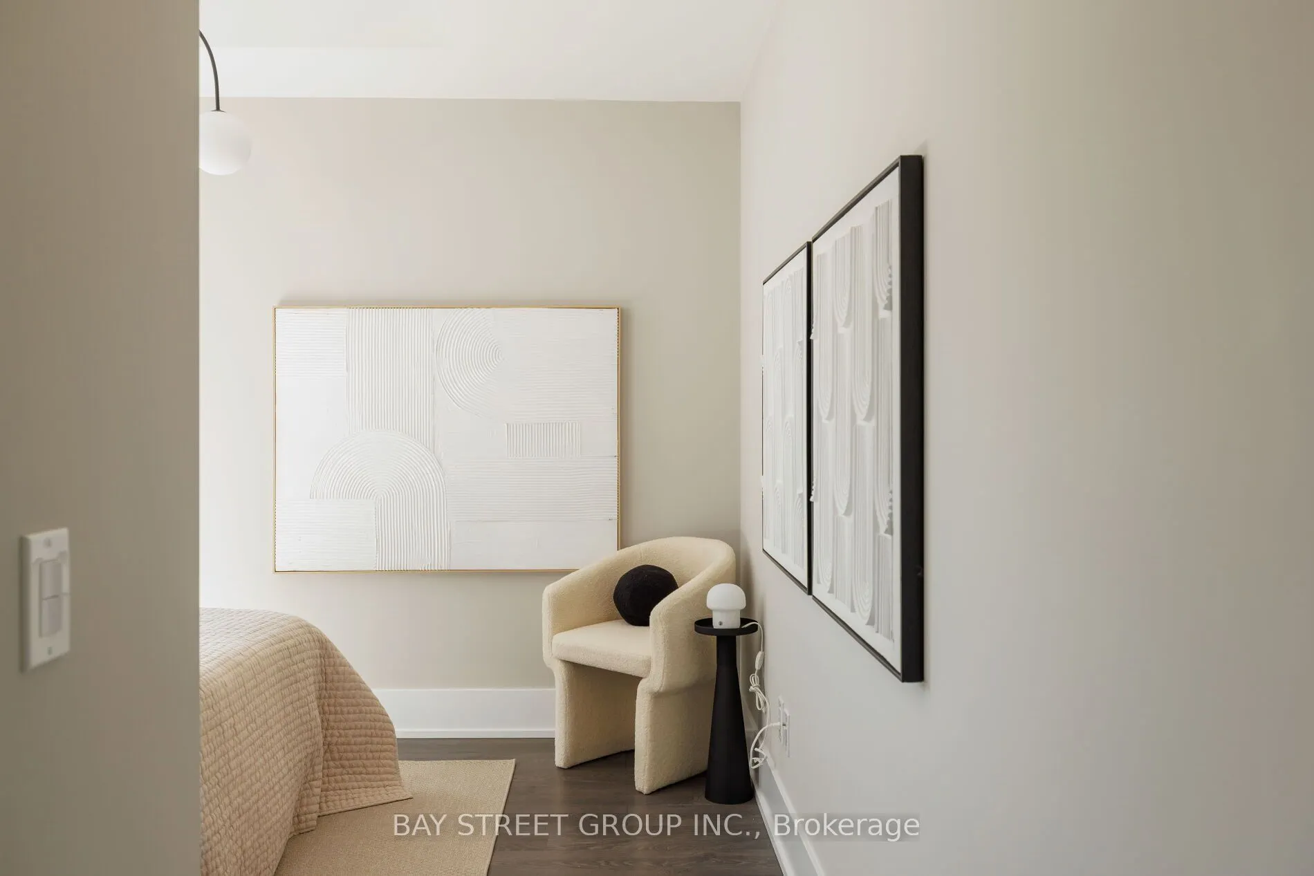 80 Vanauley Street #405