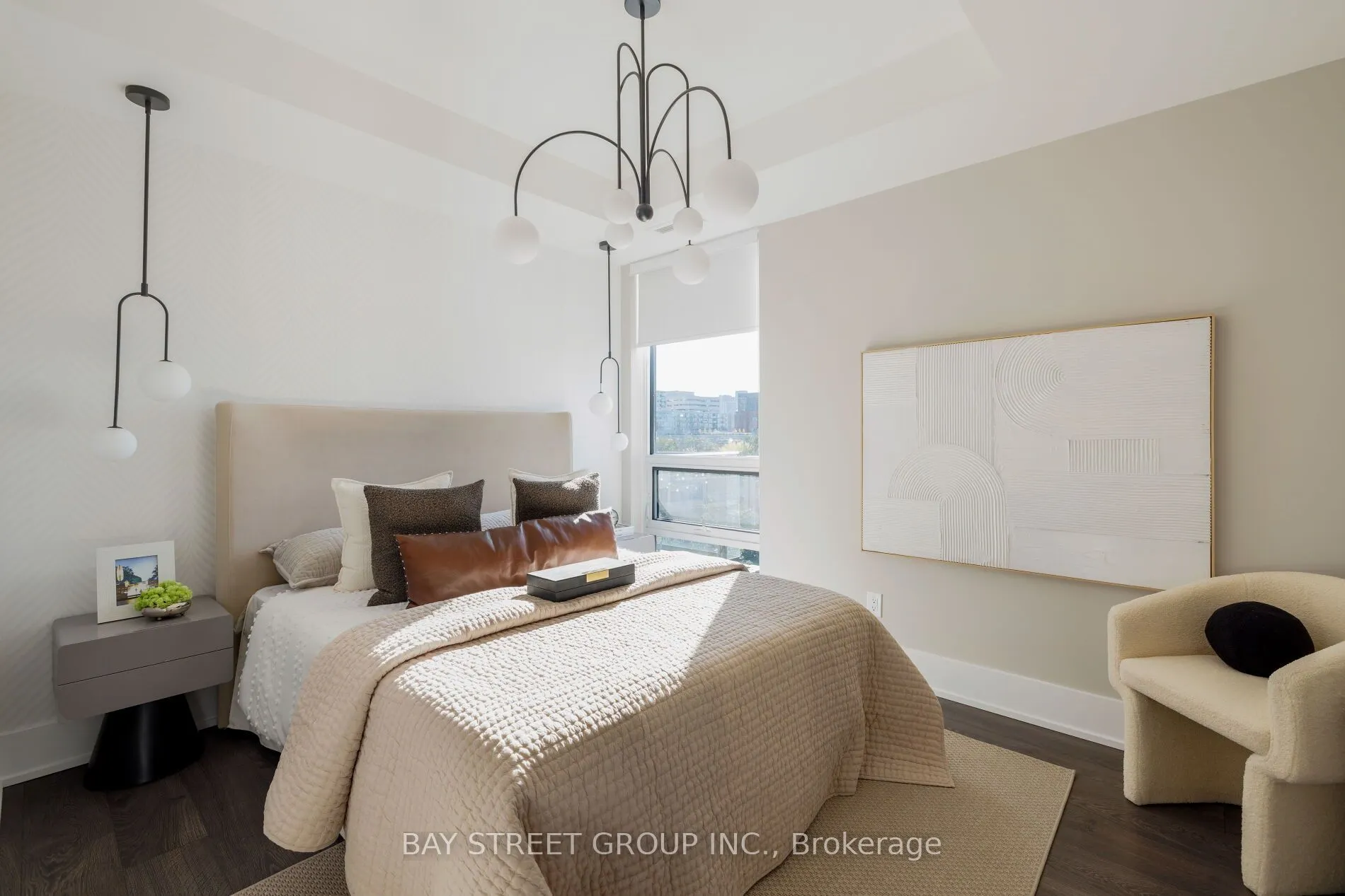 80 Vanauley Street #405