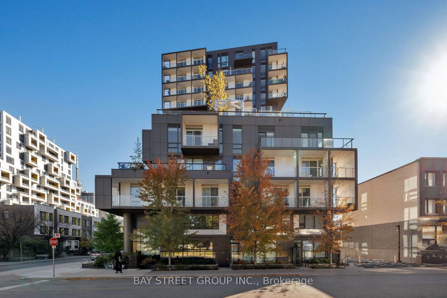 80 Vanauley Street #405