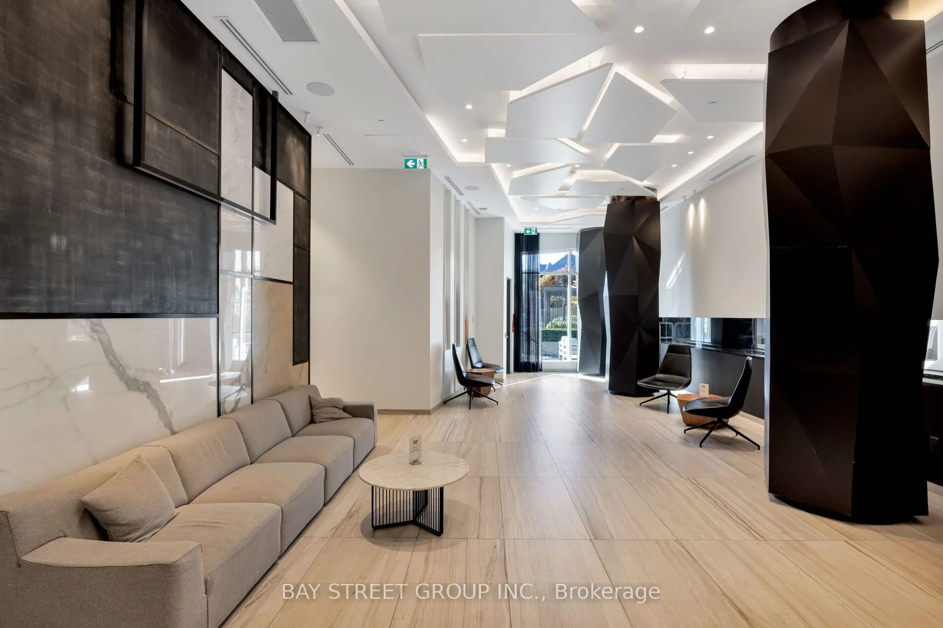 80 Vanauley Street #405
