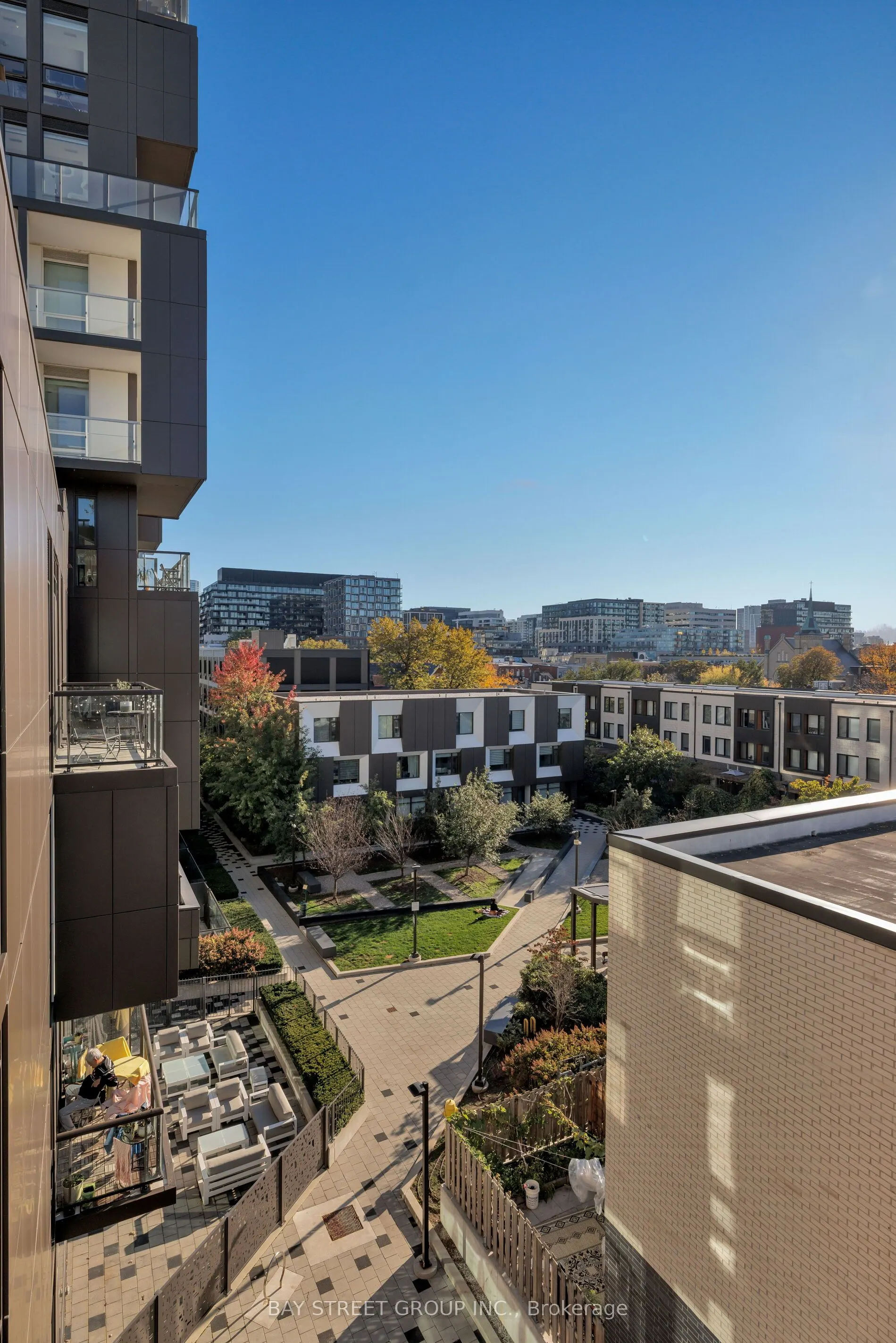 80 Vanauley Street #405