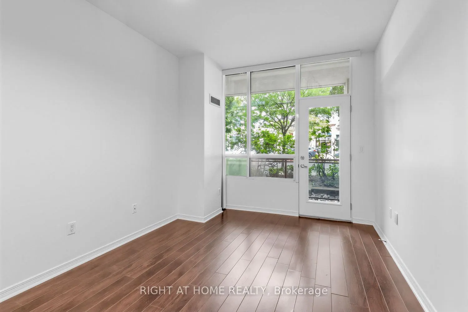 509 Beecroft Avenue #107