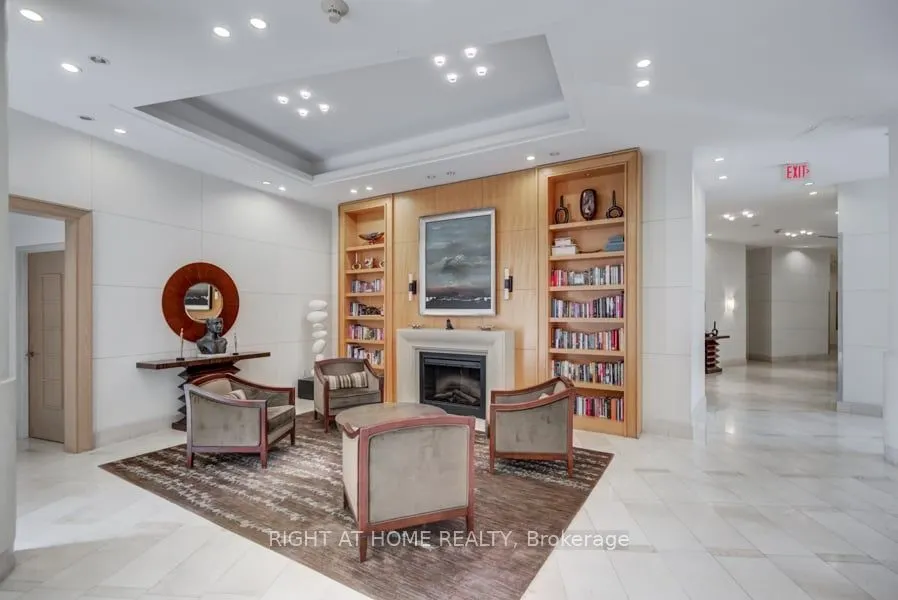 509 Beecroft Avenue #107