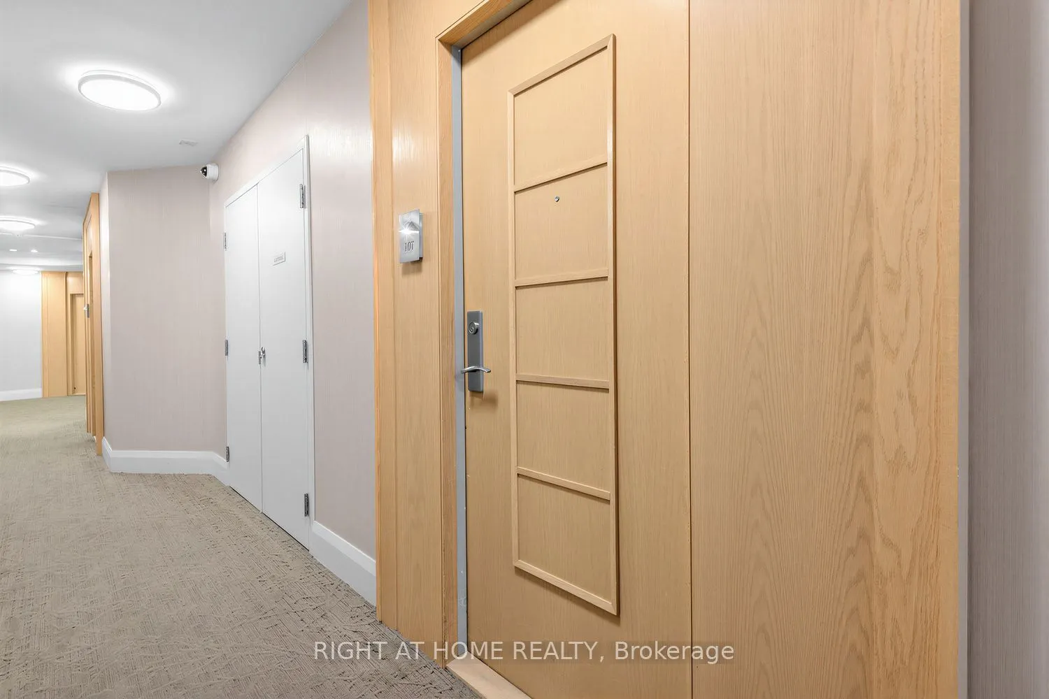 509 Beecroft Avenue #107