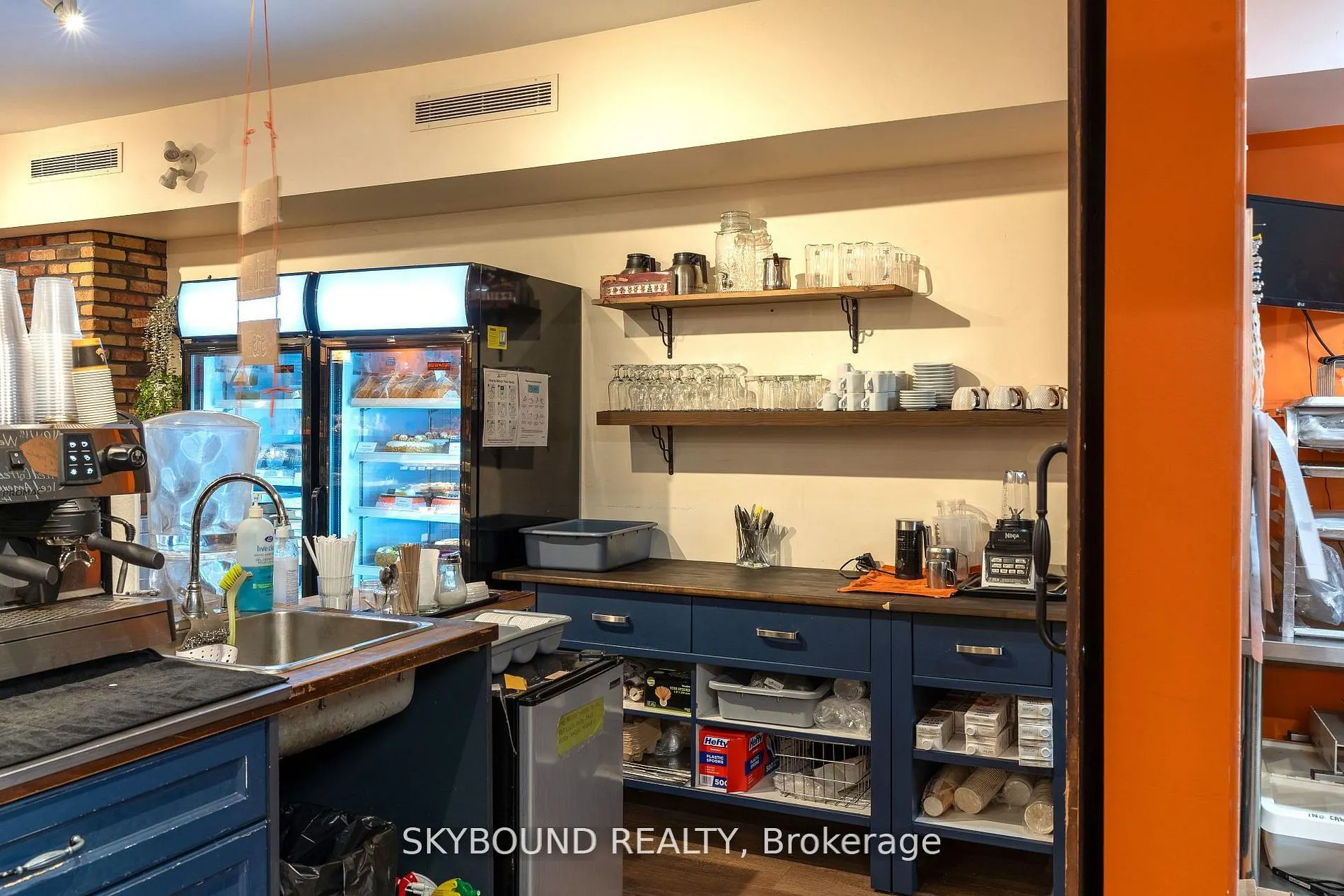 1116 Eglinton Avenue W #Retail Unit