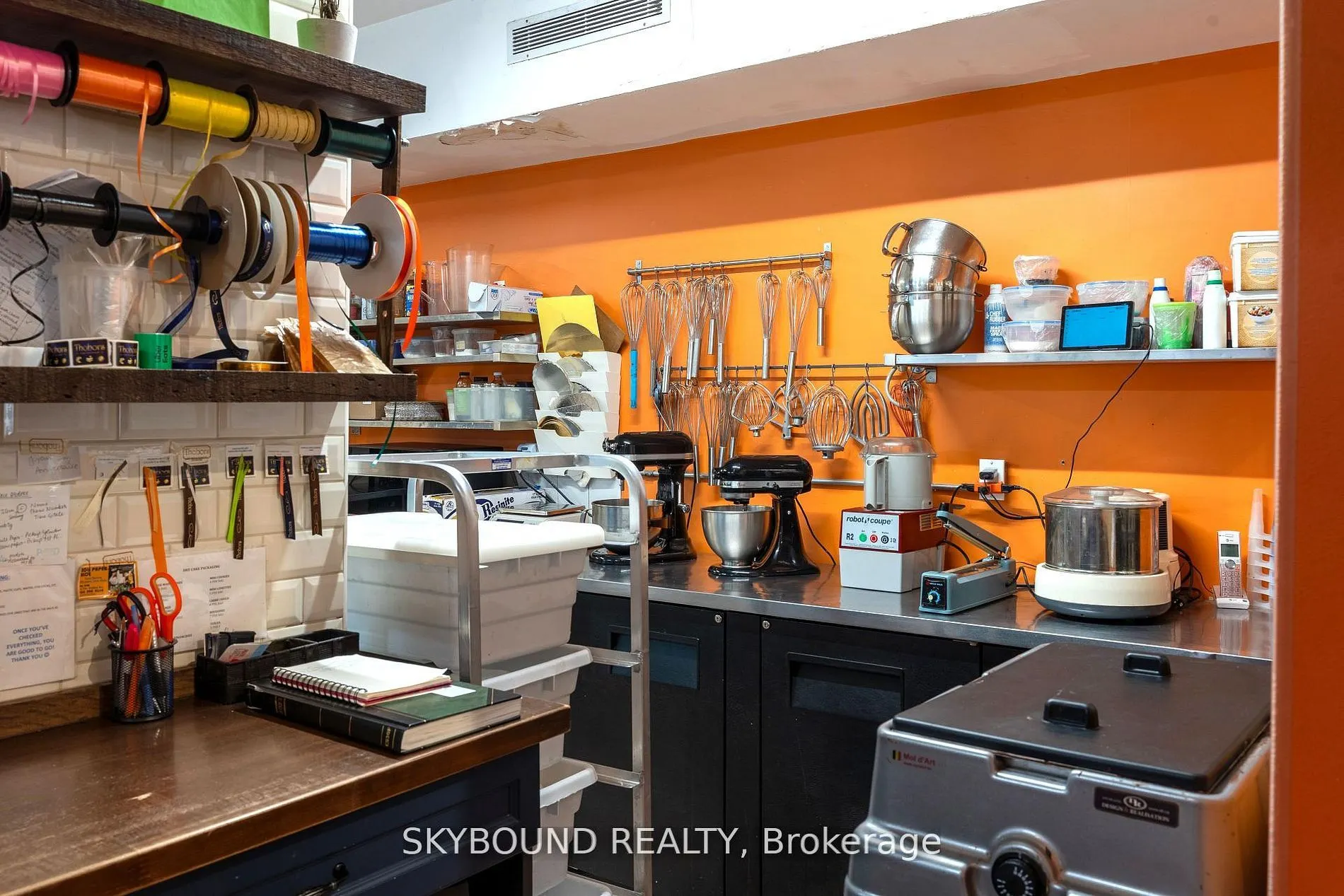 1116 Eglinton Avenue W #Retail Unit