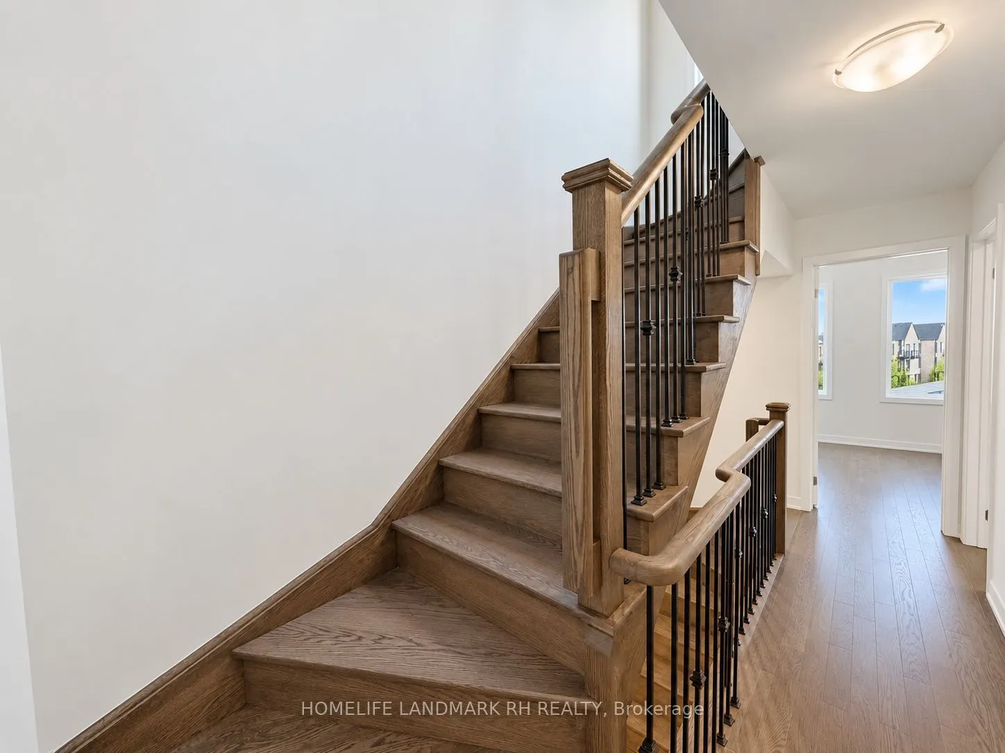 398 Lawrence Heights Way
